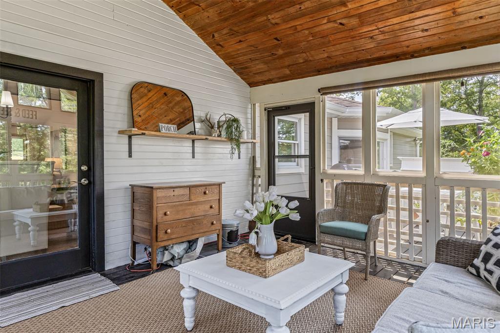 7403 Oakwood South Drive