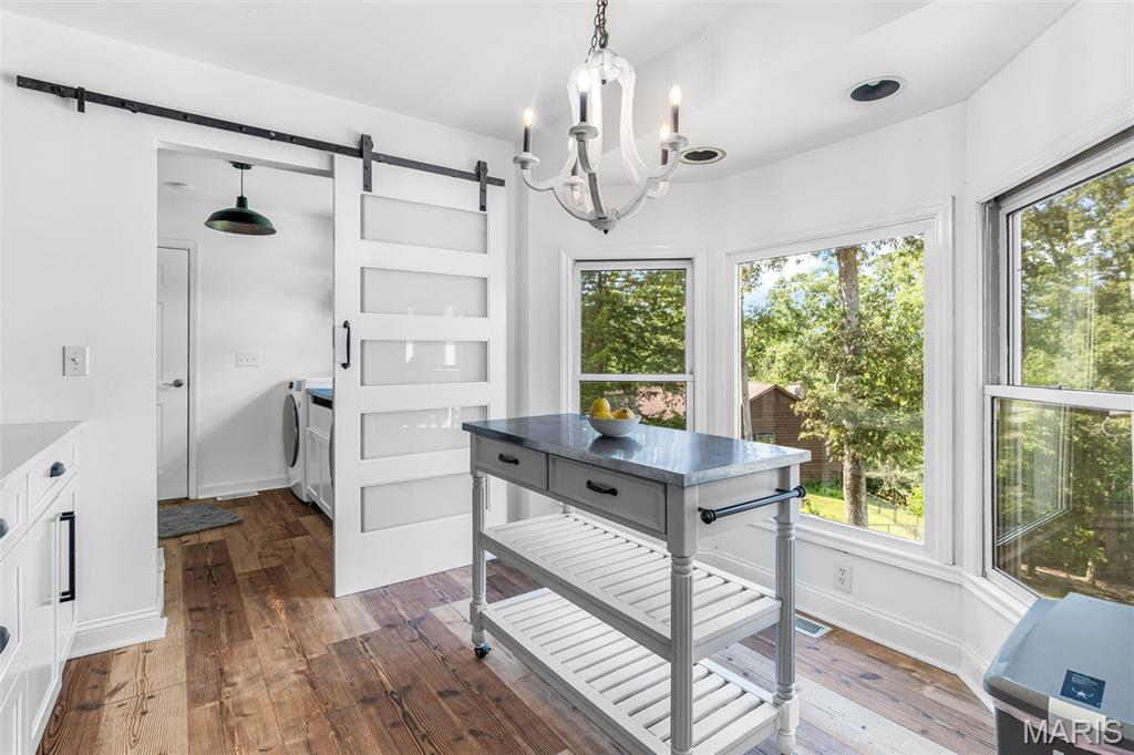 7403 Oakwood South Drive