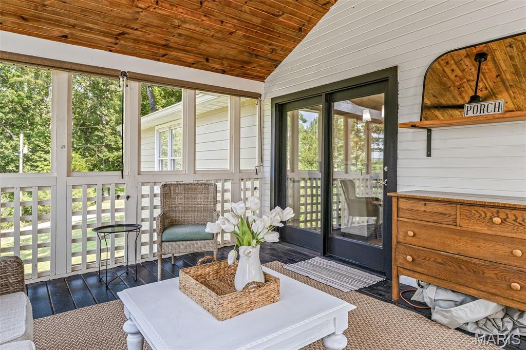 7403 Oakwood South Drive