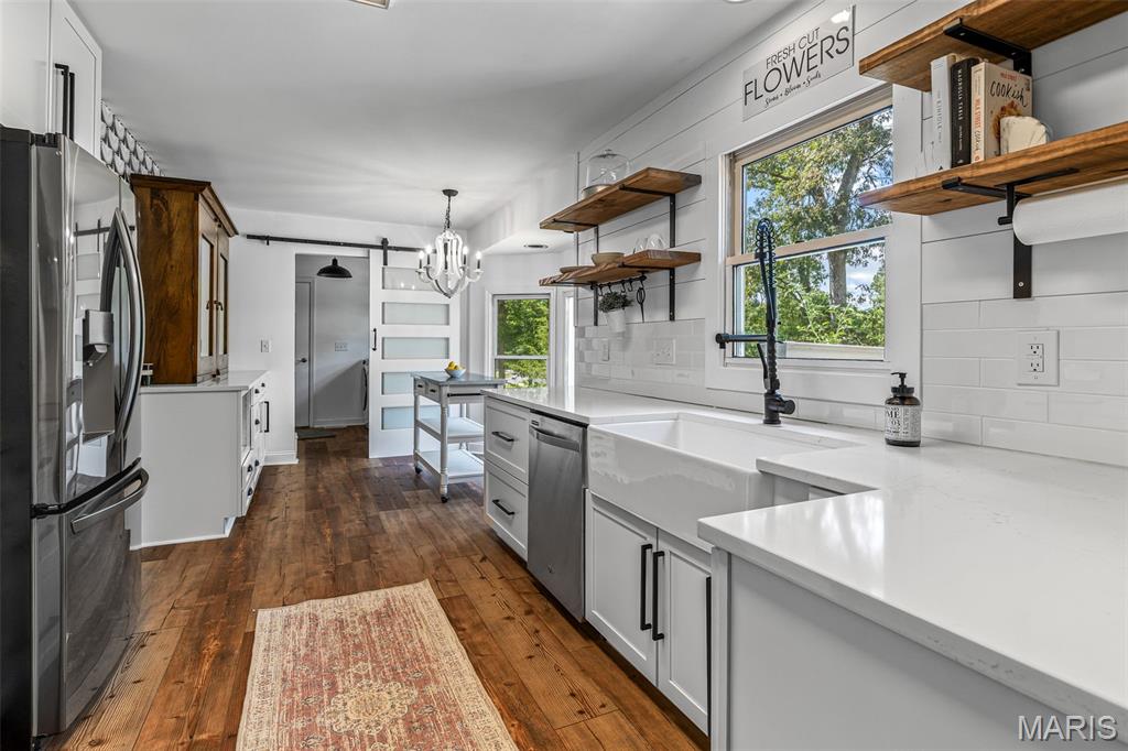 7403 Oakwood South Drive