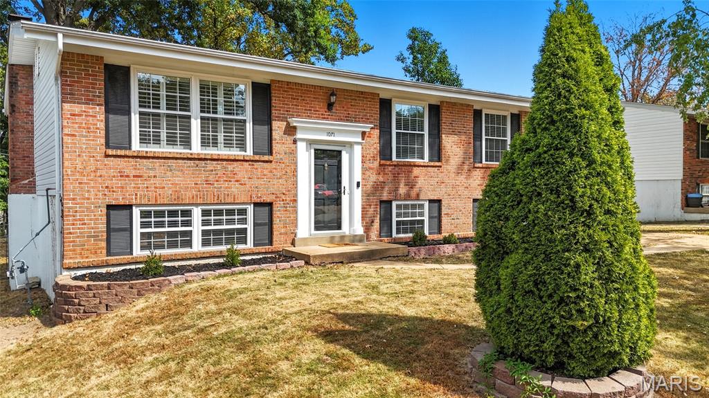 1071 Briarhurst Drive