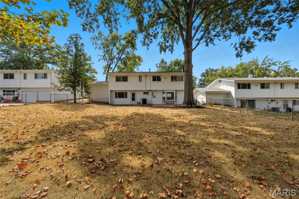 1071 Briarhurst Drive