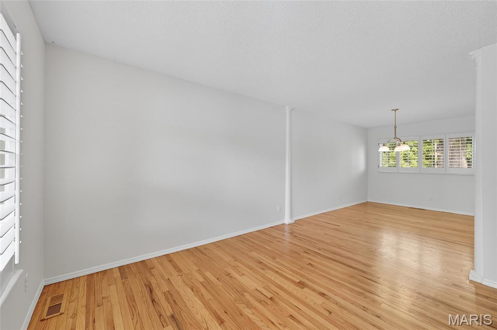 1071 Briarhurst Drive