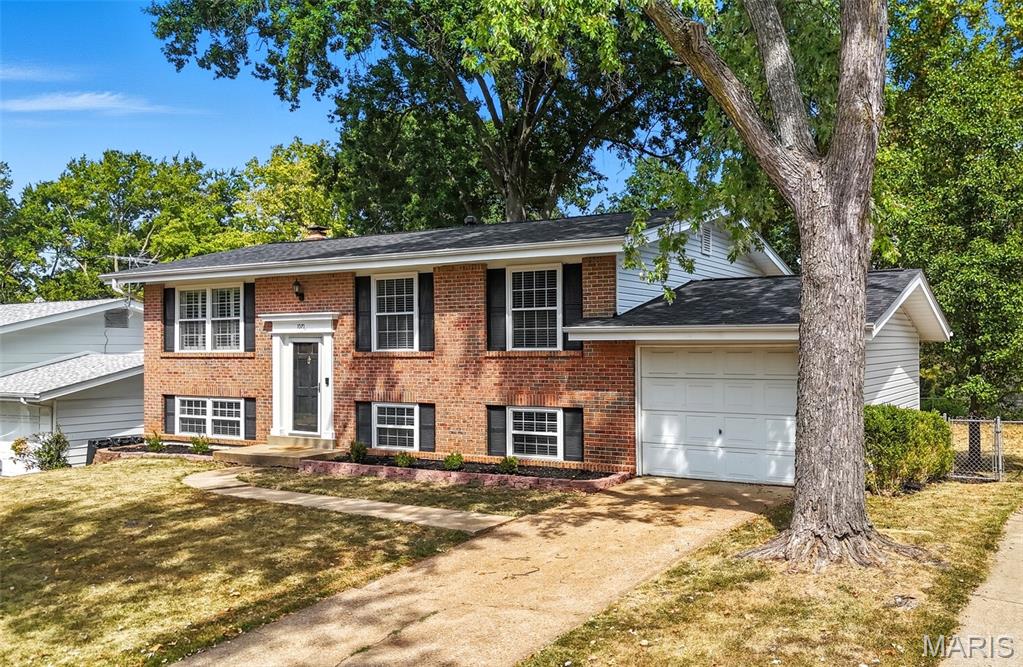 1071 Briarhurst Drive