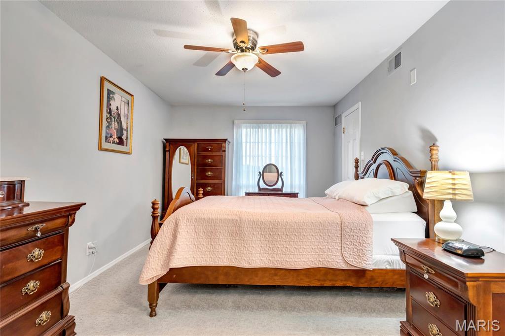 15593 Bedford Forge Drive Unit: 6