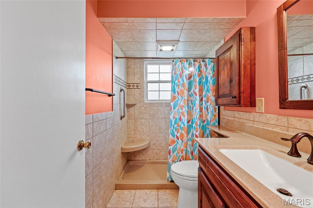 7921 Royal Arms Court Unit: 1