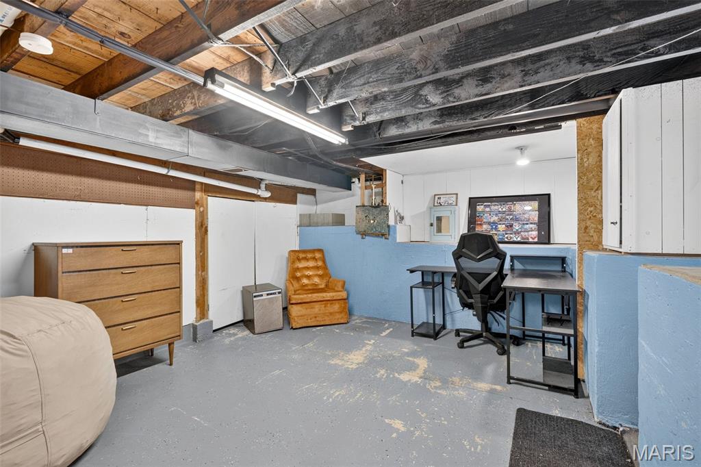 1323 S 5th Street