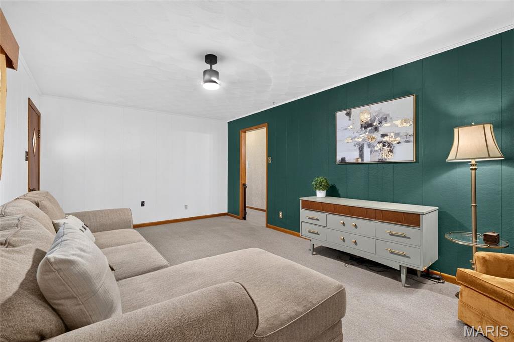 1323 S 5th Street