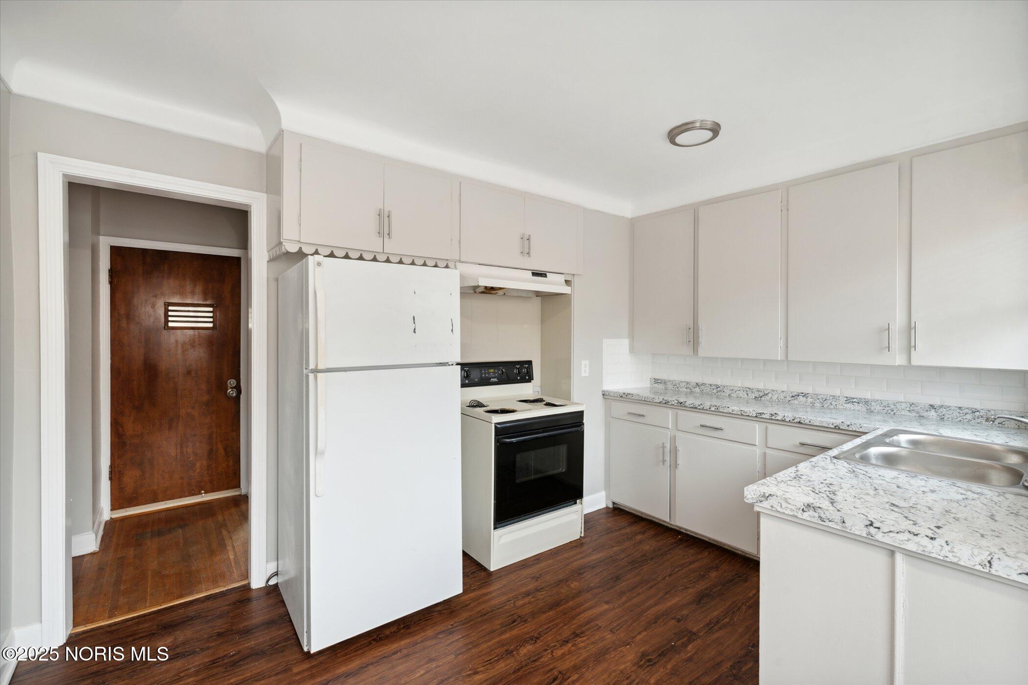 2140 Wyndhurst Road, Toledo