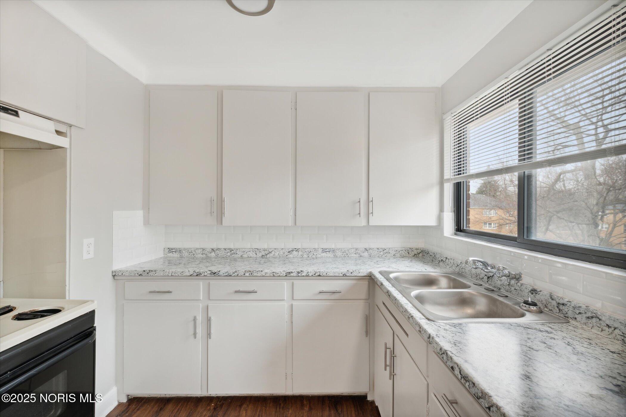 2140 Wyndhurst Road, Toledo