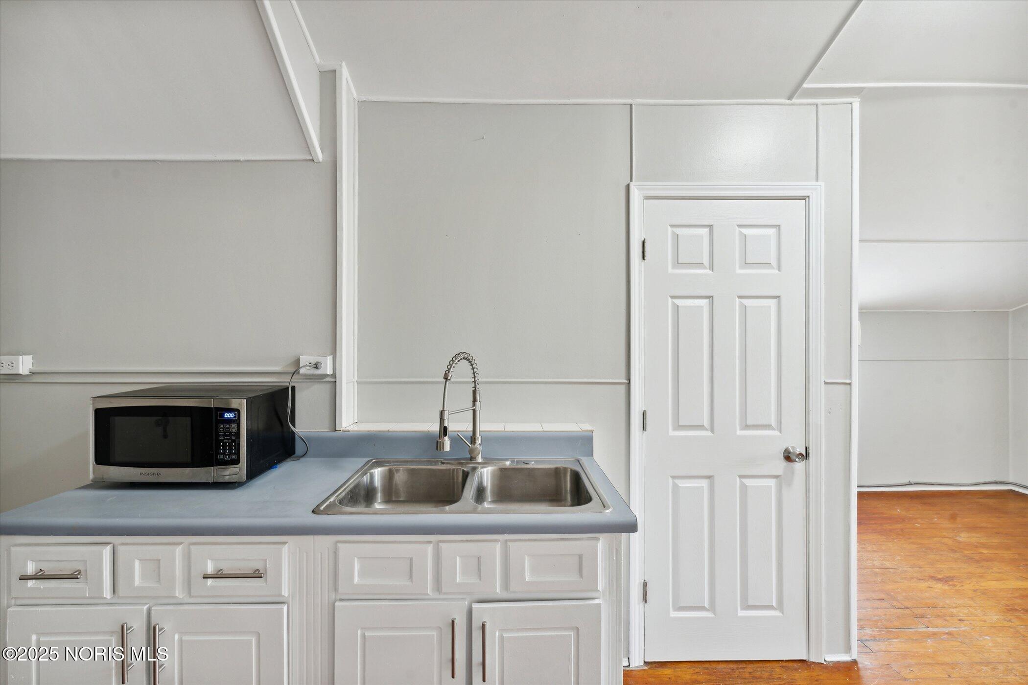 2140 Wyndhurst Road, Toledo