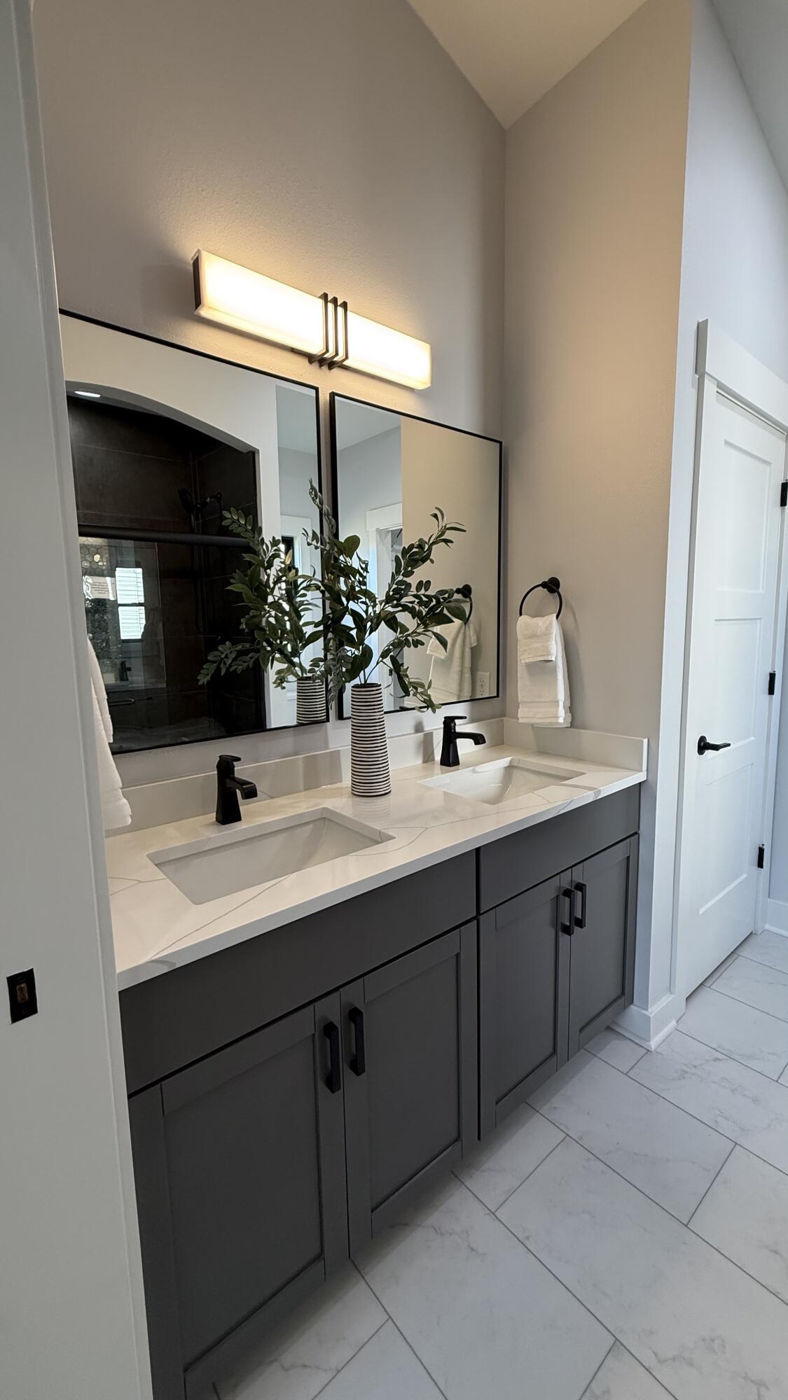 721 W Ironwood Drive