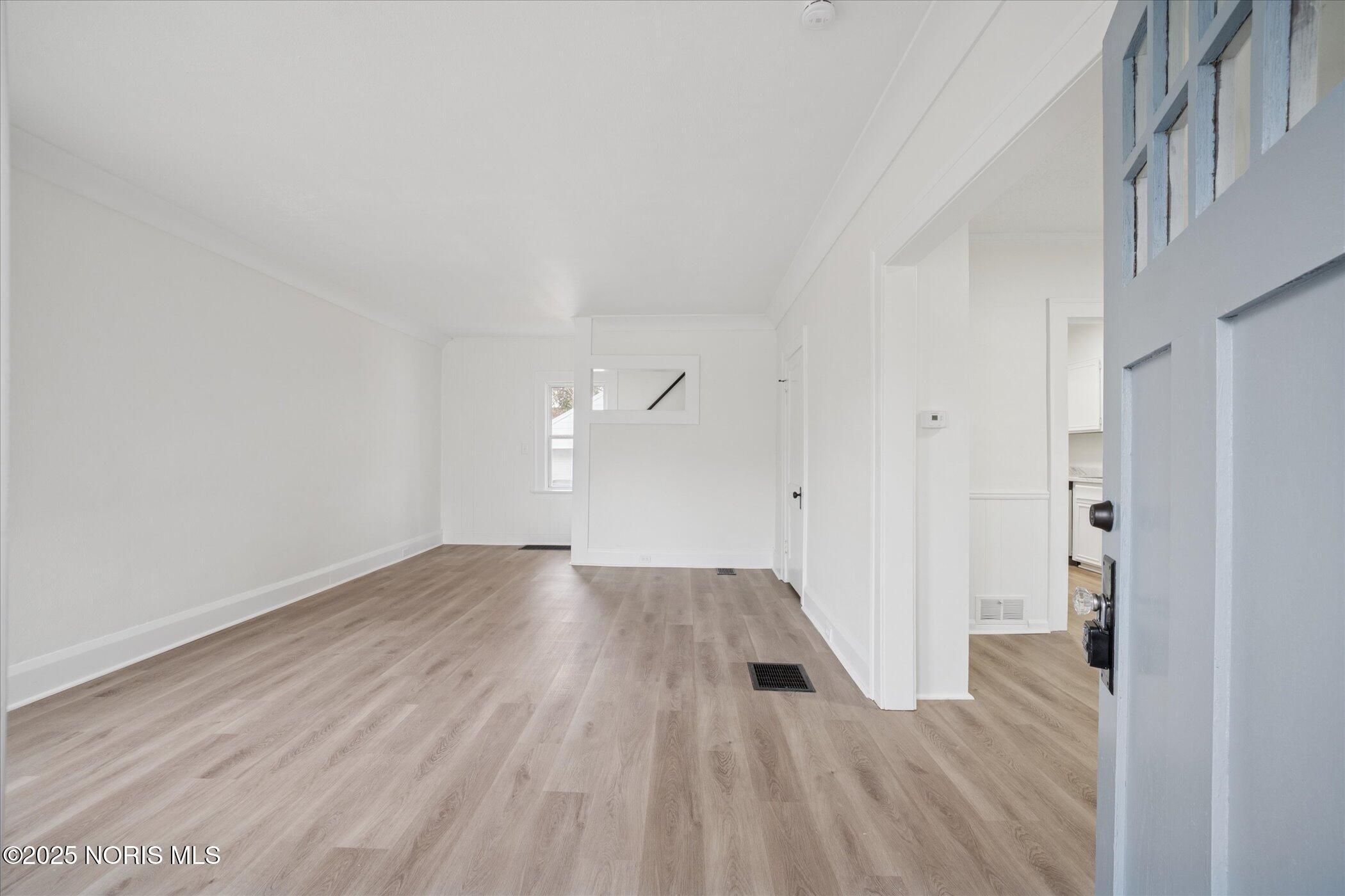 4329 Commonwealth Avenue