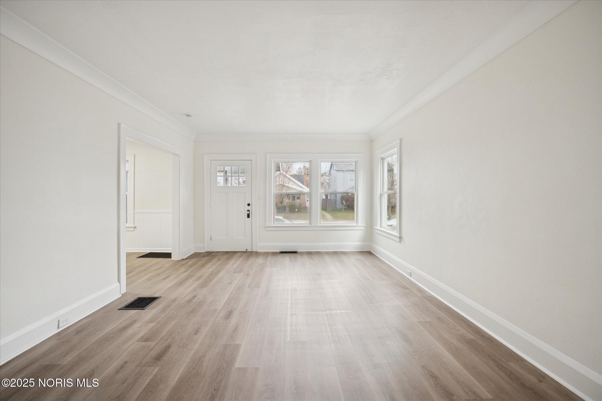 4329 Commonwealth Avenue