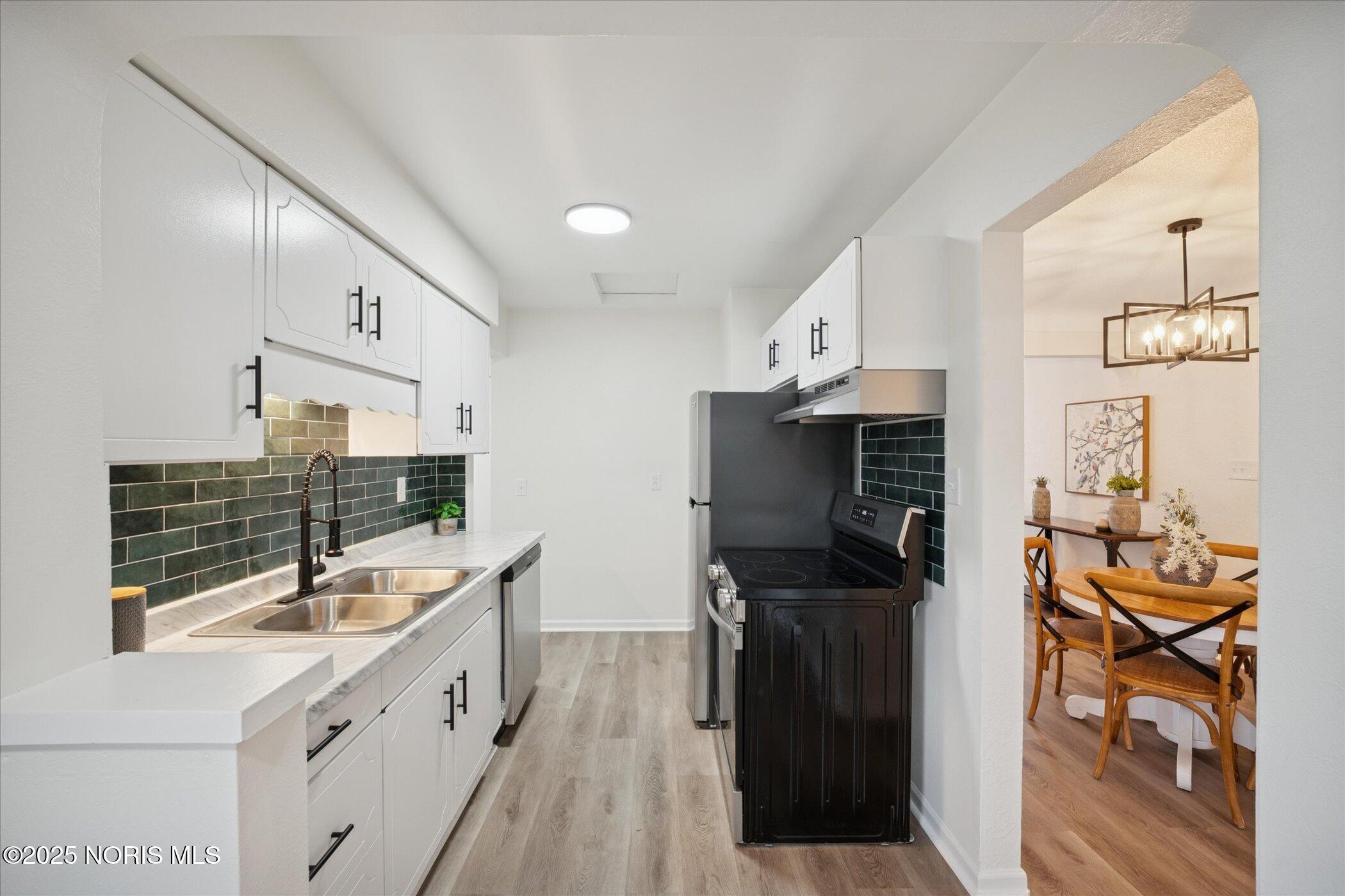 4444 Bellevista Drive