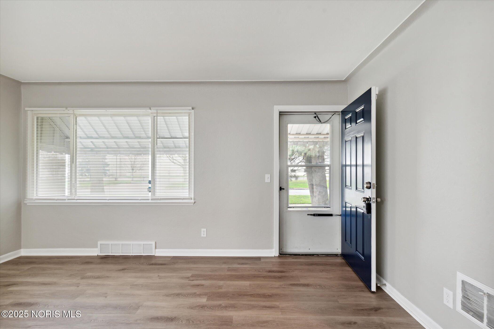 218 Waggoner Boulevard