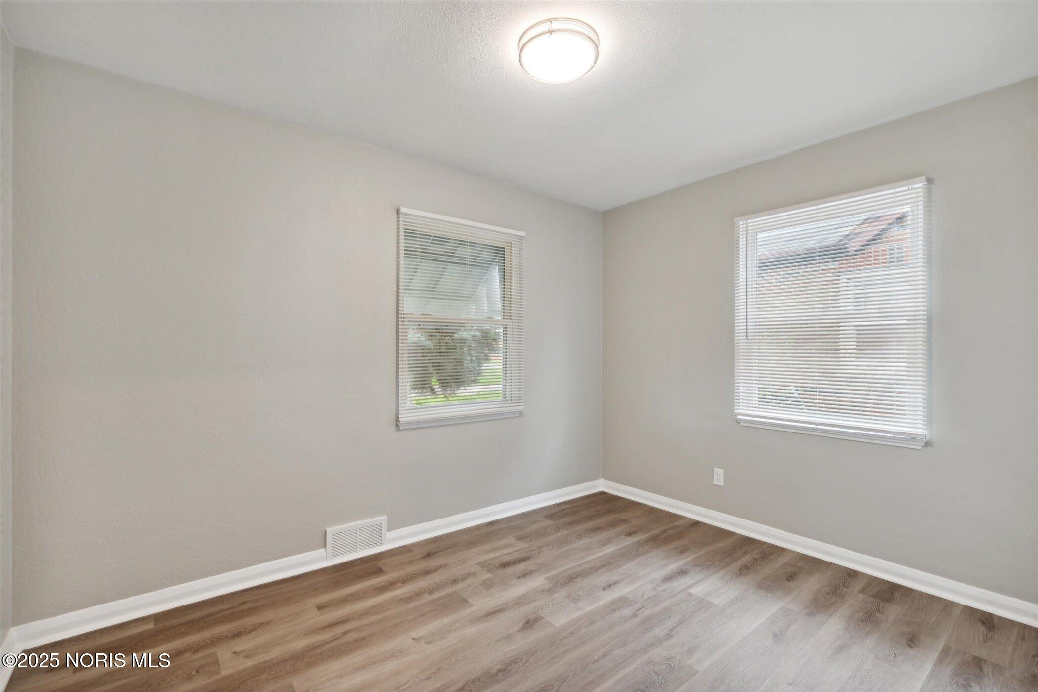 218 Waggoner Boulevard