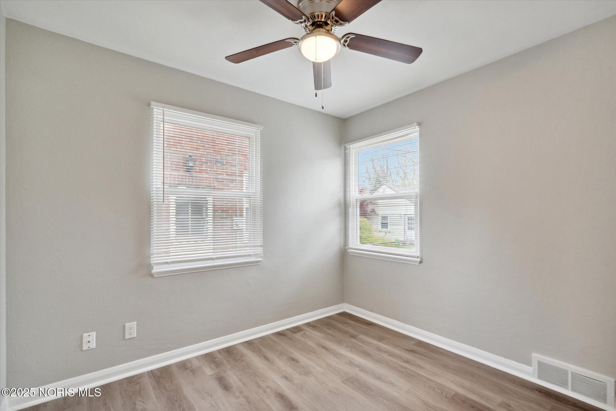 218 Waggoner Boulevard