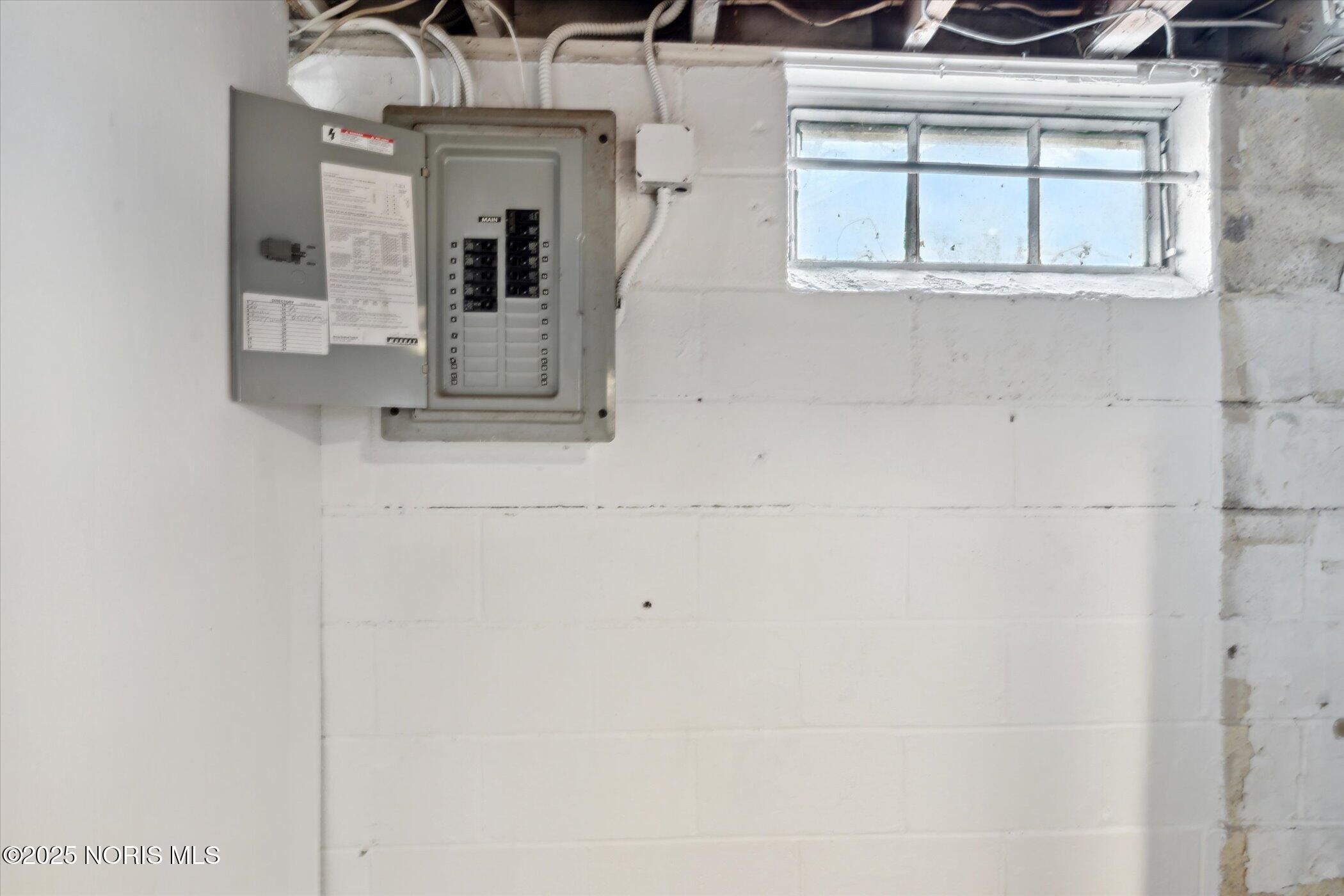 218 Waggoner Boulevard