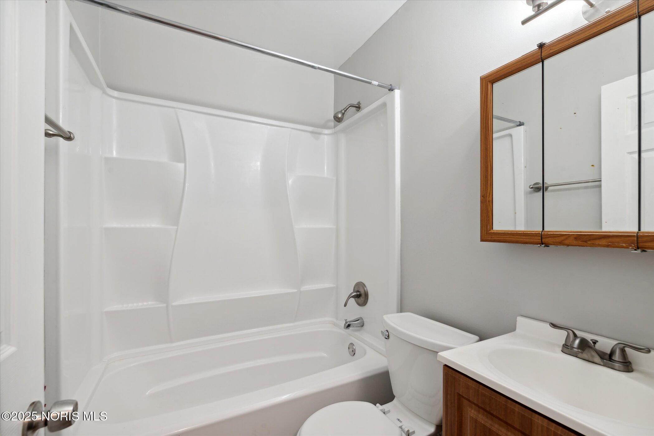 218 Waggoner Boulevard