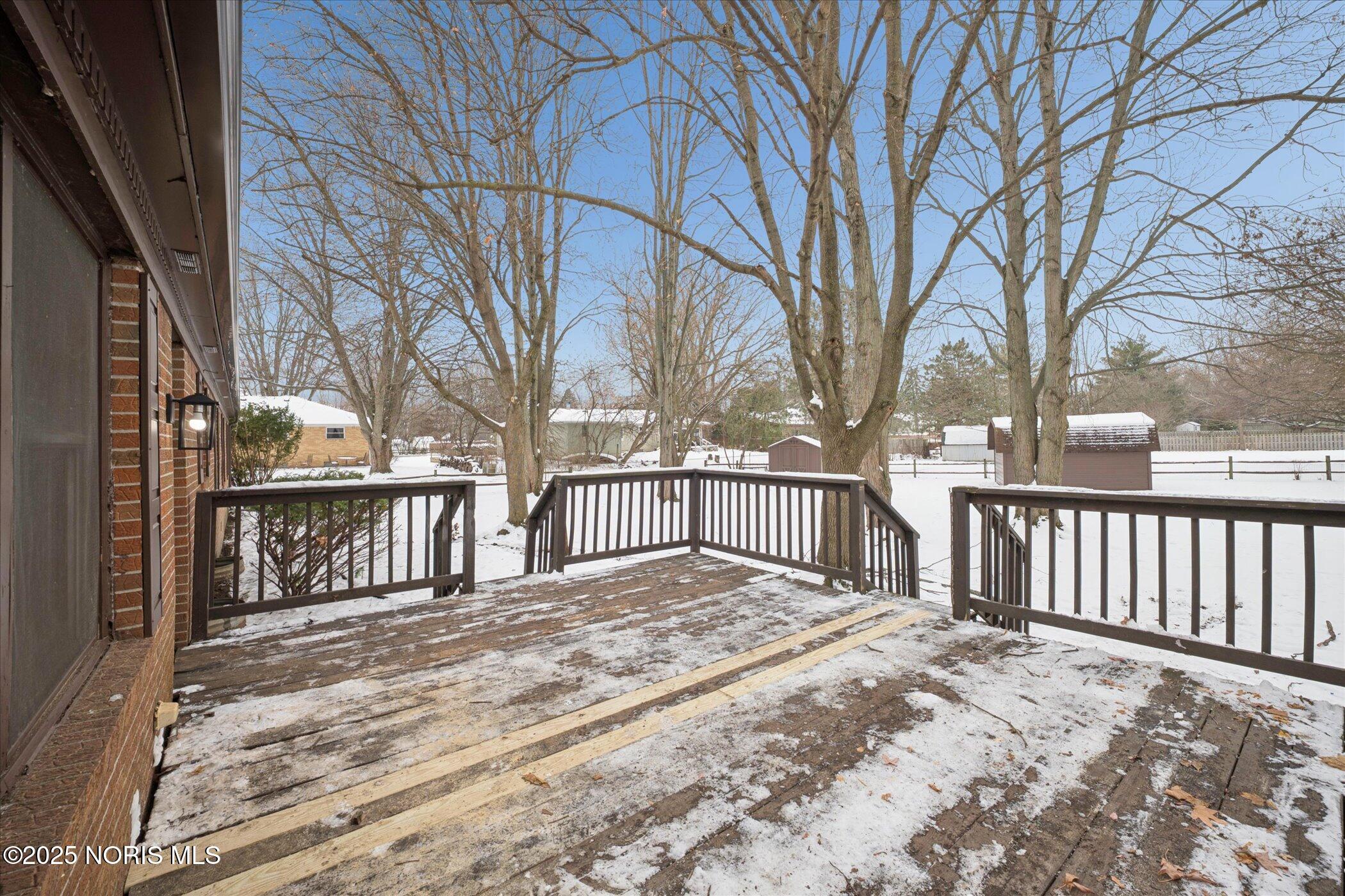 405 Normandie Boulevard