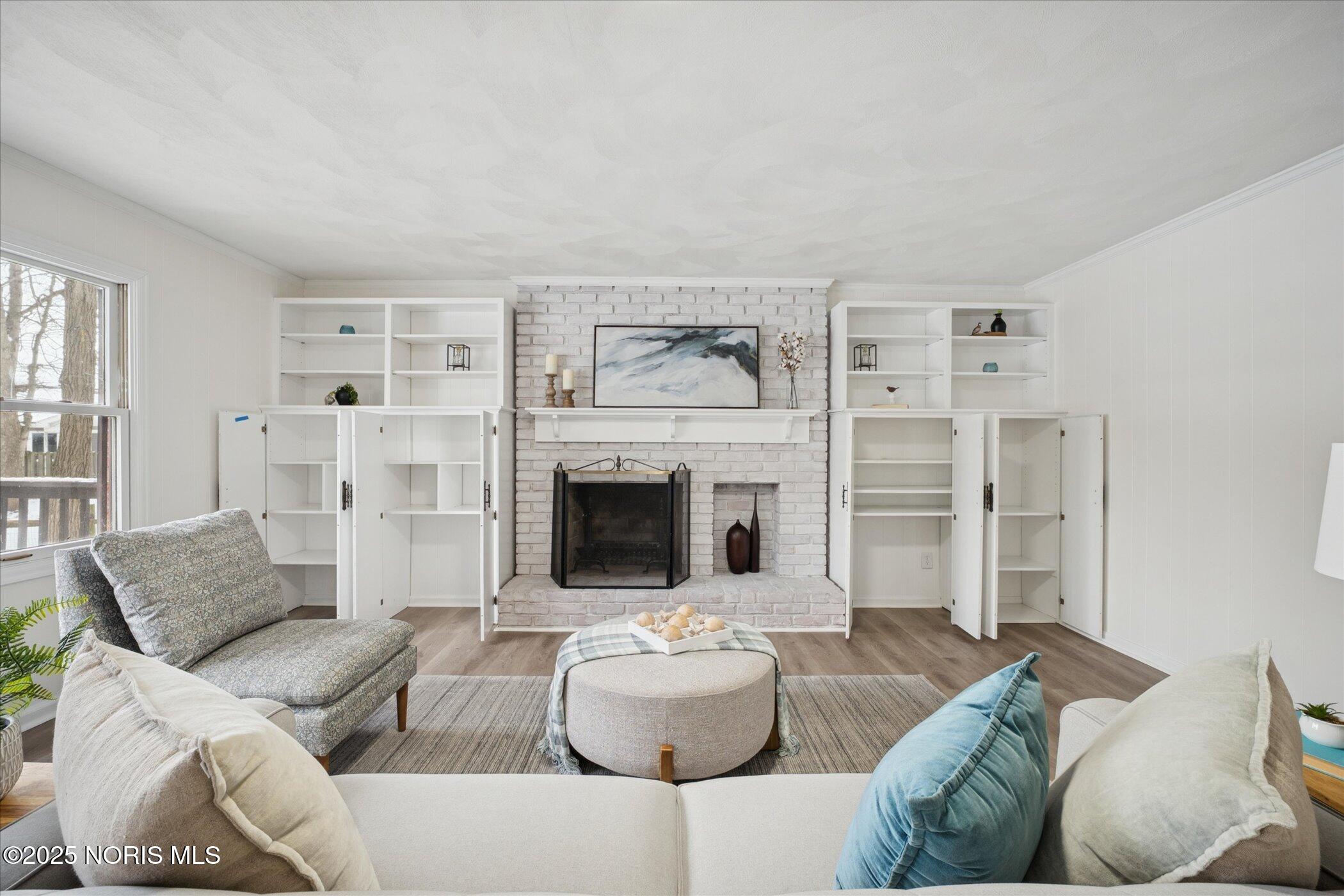 405 Normandie Boulevard