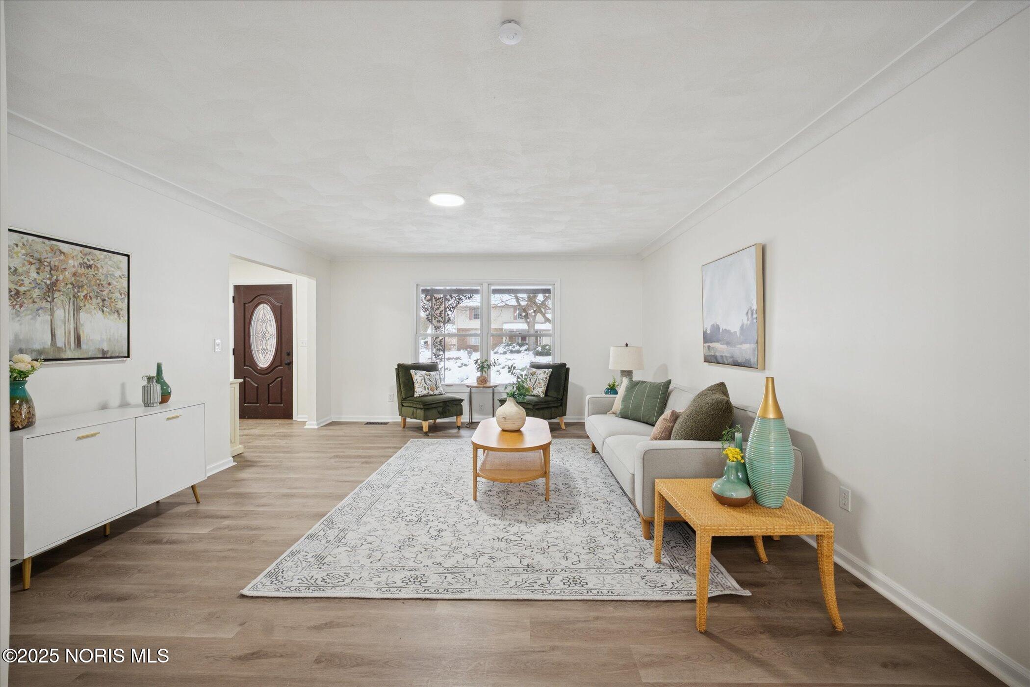 405 Normandie Boulevard