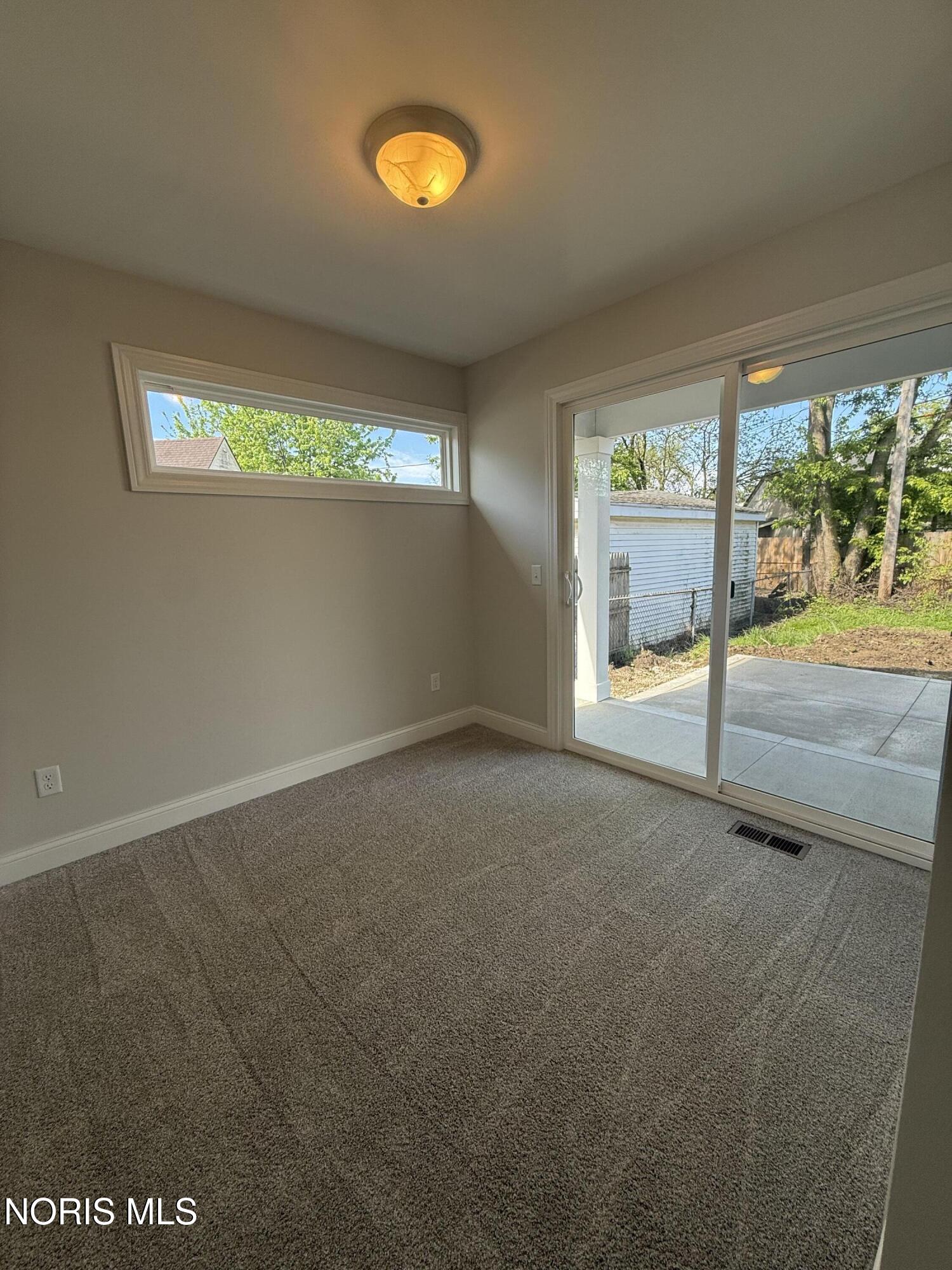 1926 Meadowlark Avenue