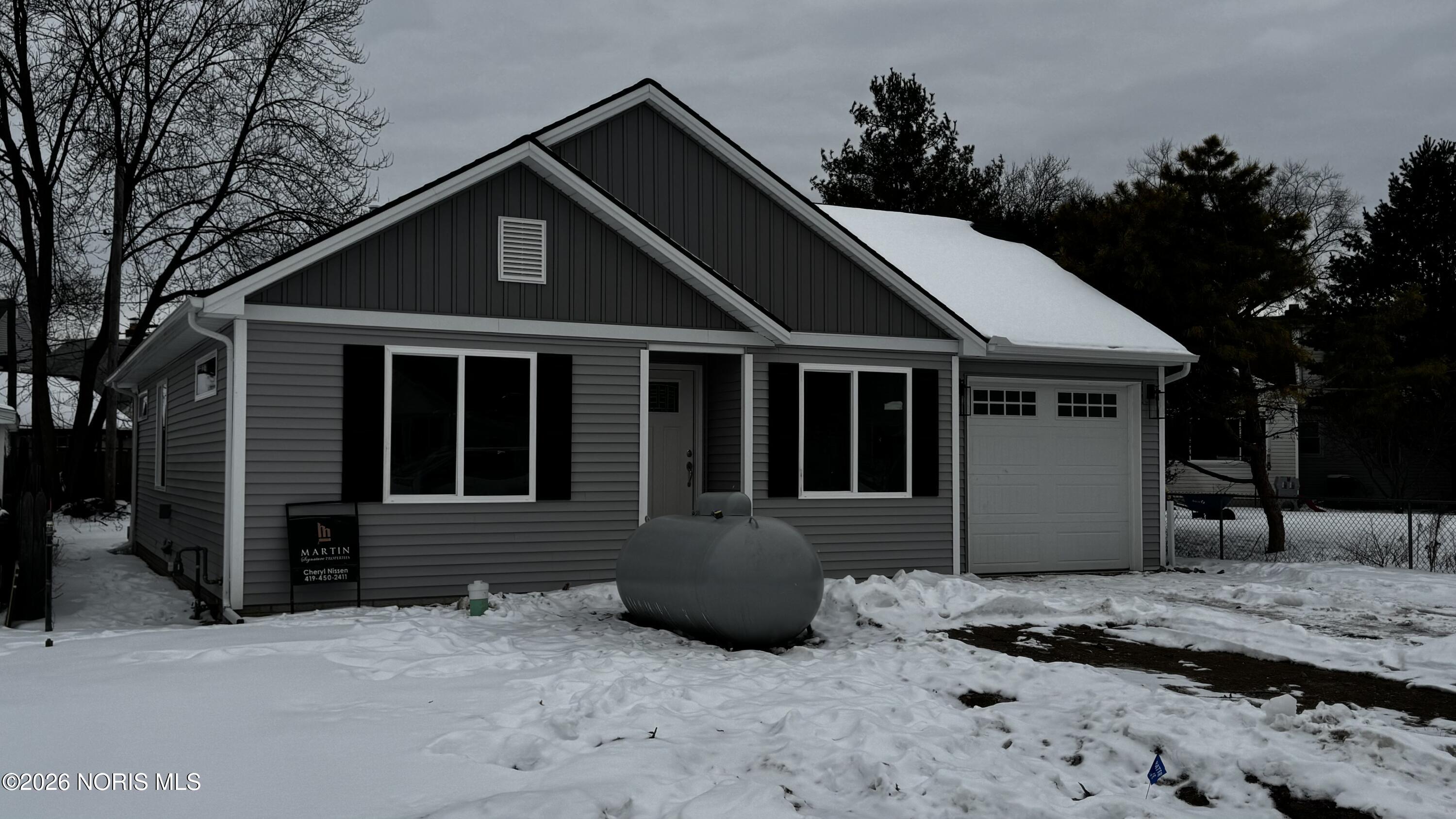 1926 Meadowlark Avenue