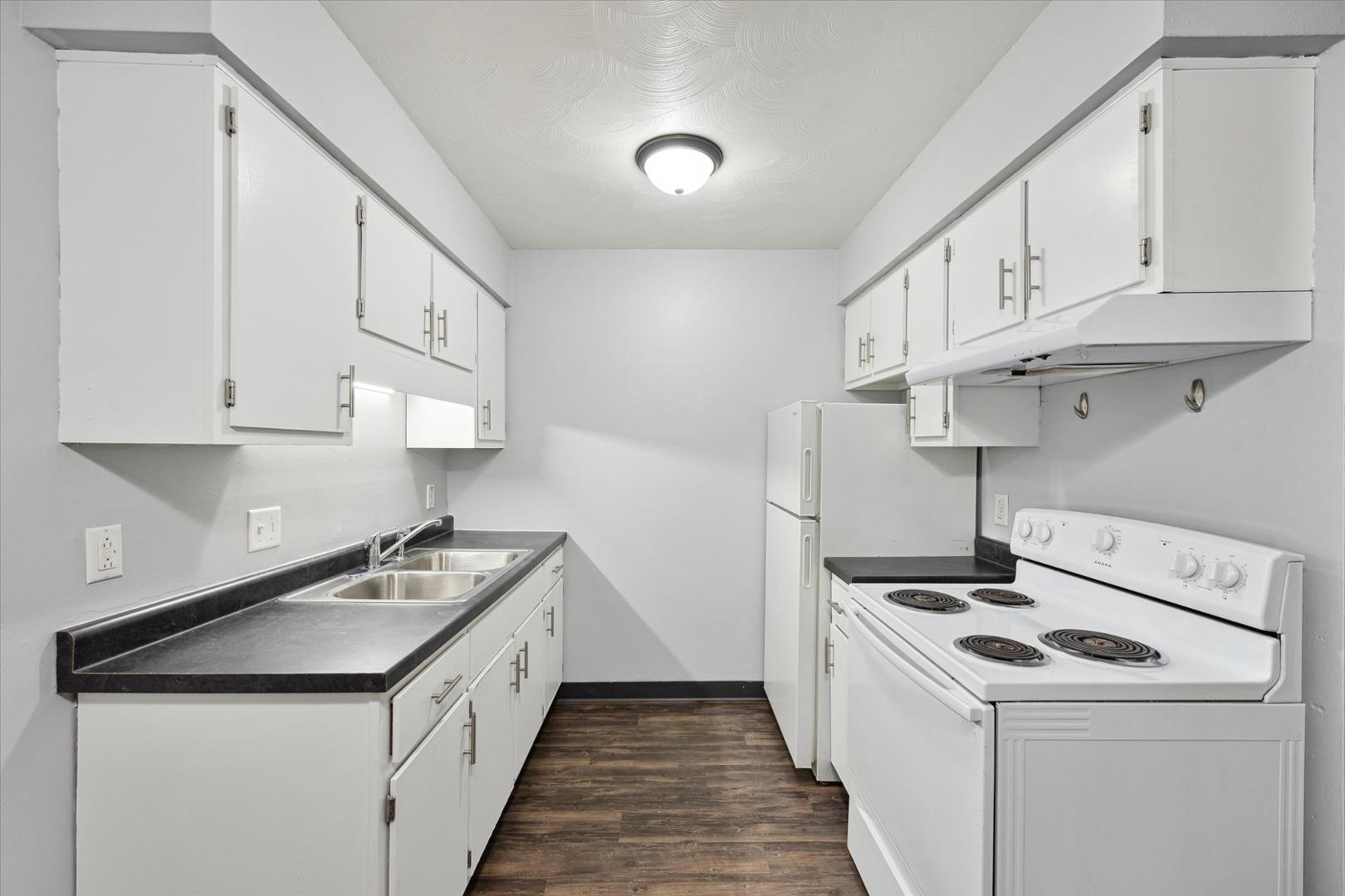 6020 Secor Road, Unit 11