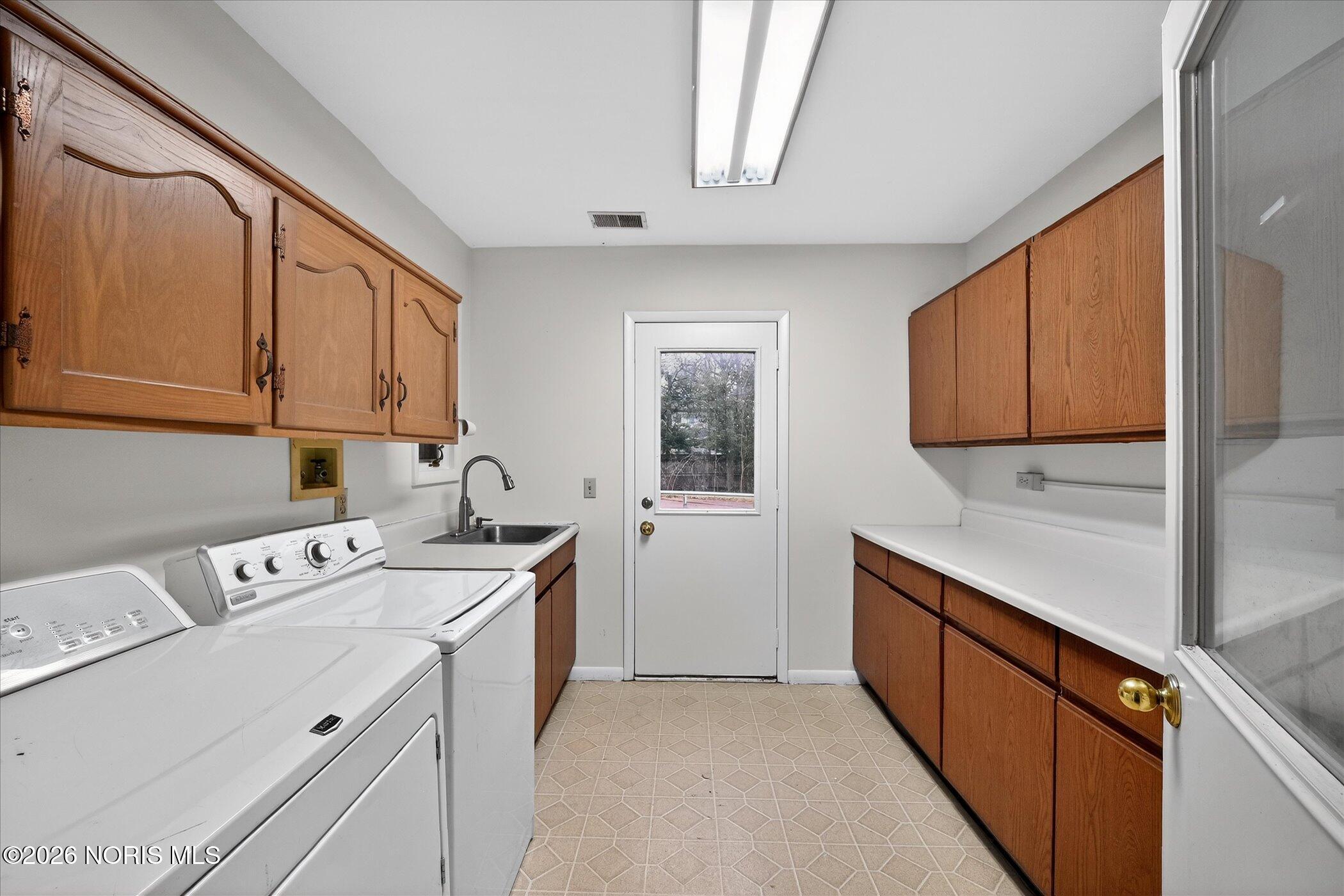 5926 Sylvan Green Road