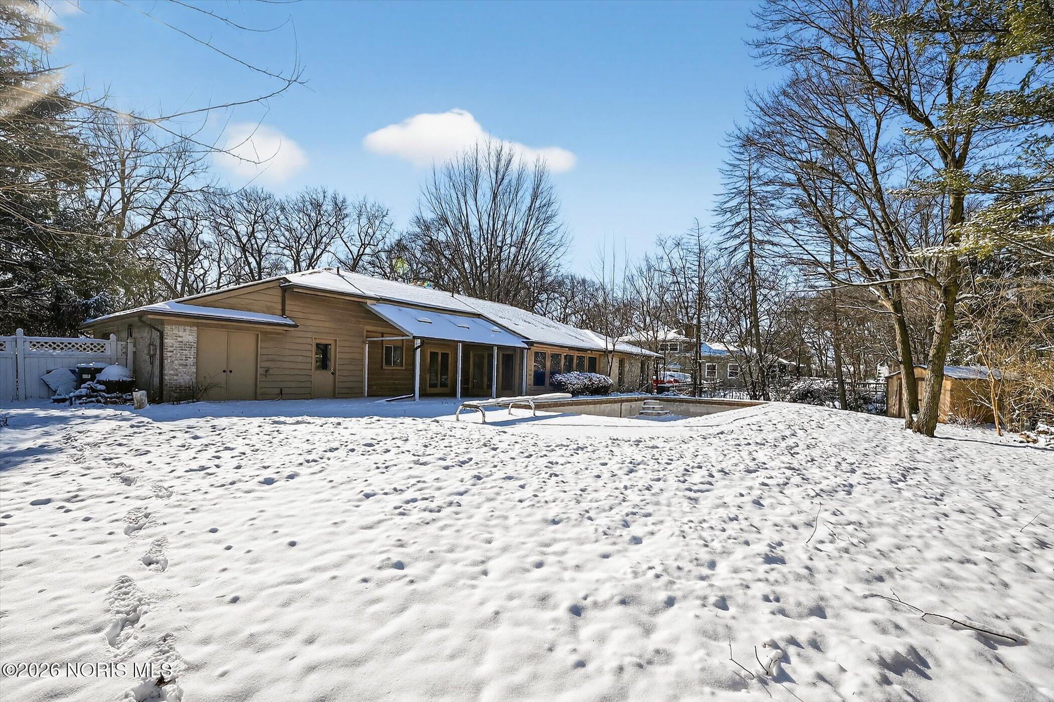 5926 Sylvan Green Road