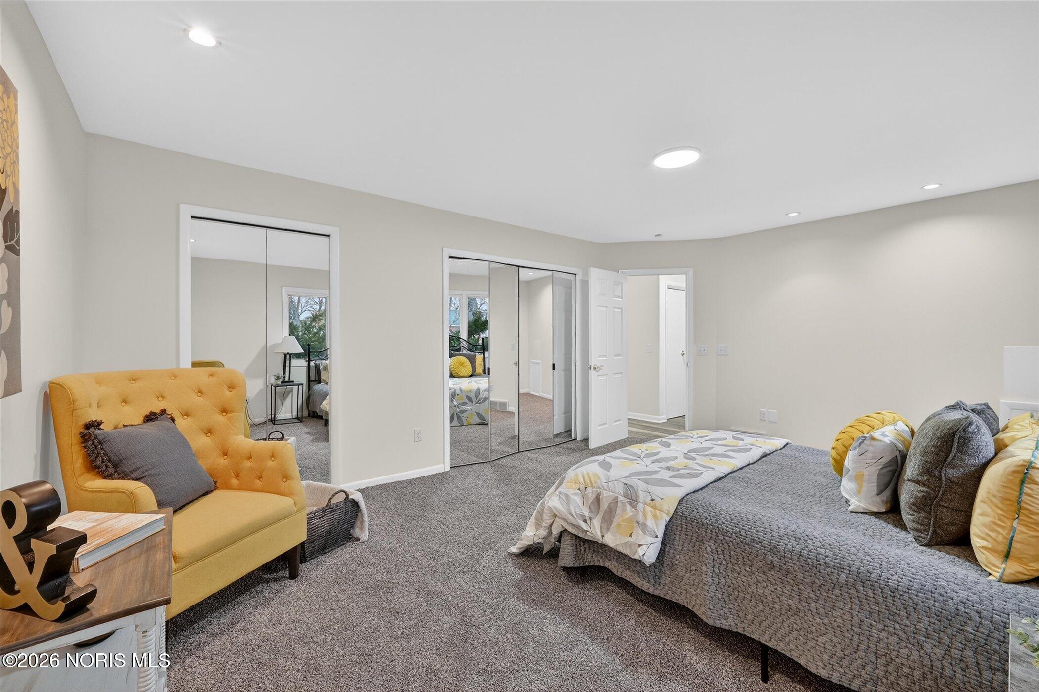 5926 Sylvan Green Road