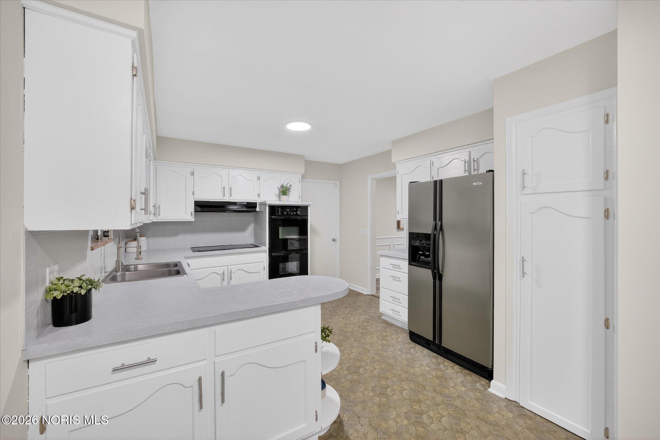 5926 Sylvan Green Road