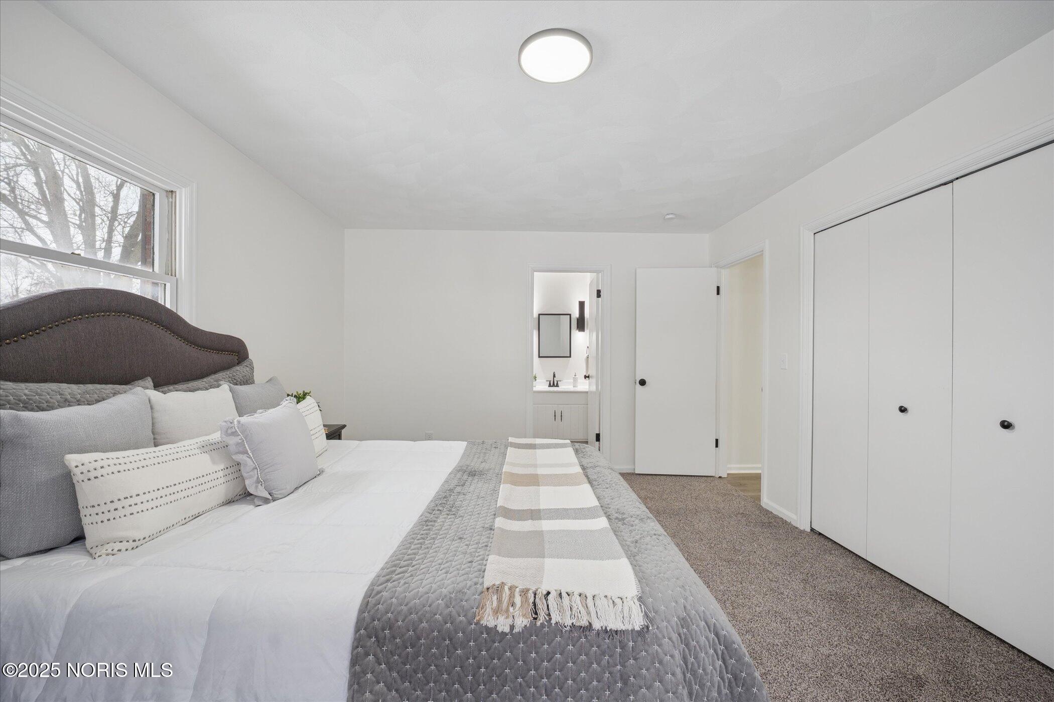 405 Normandie Boulevard