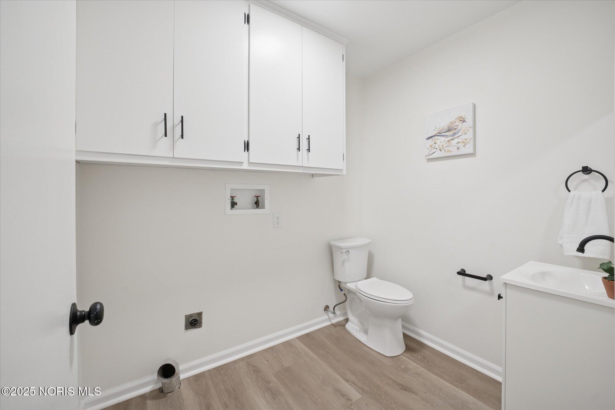 405 Normandie Boulevard