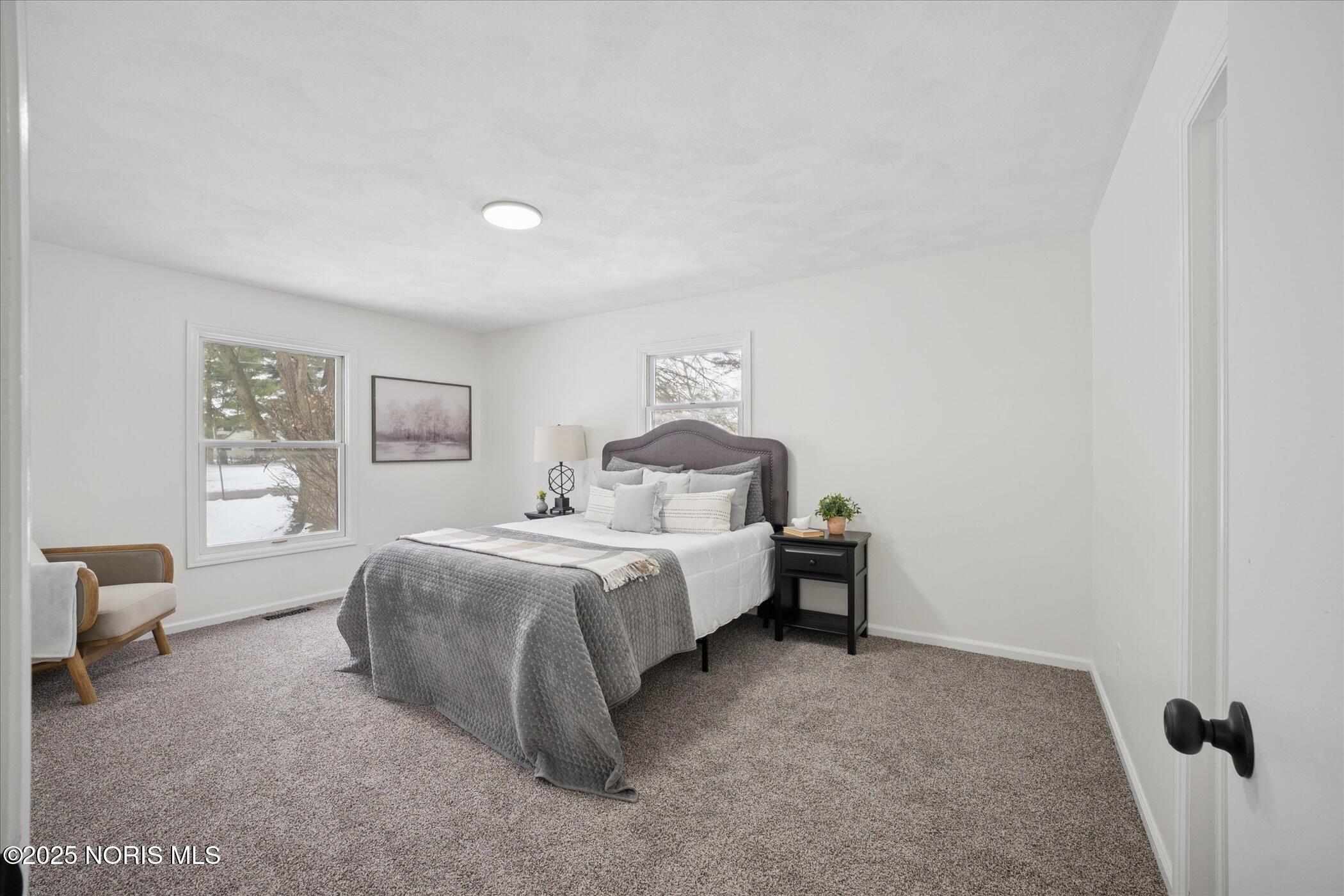 405 Normandie Boulevard