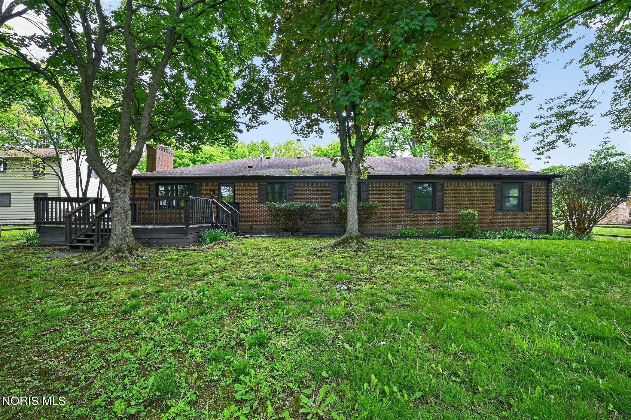 405 Normandie Boulevard
