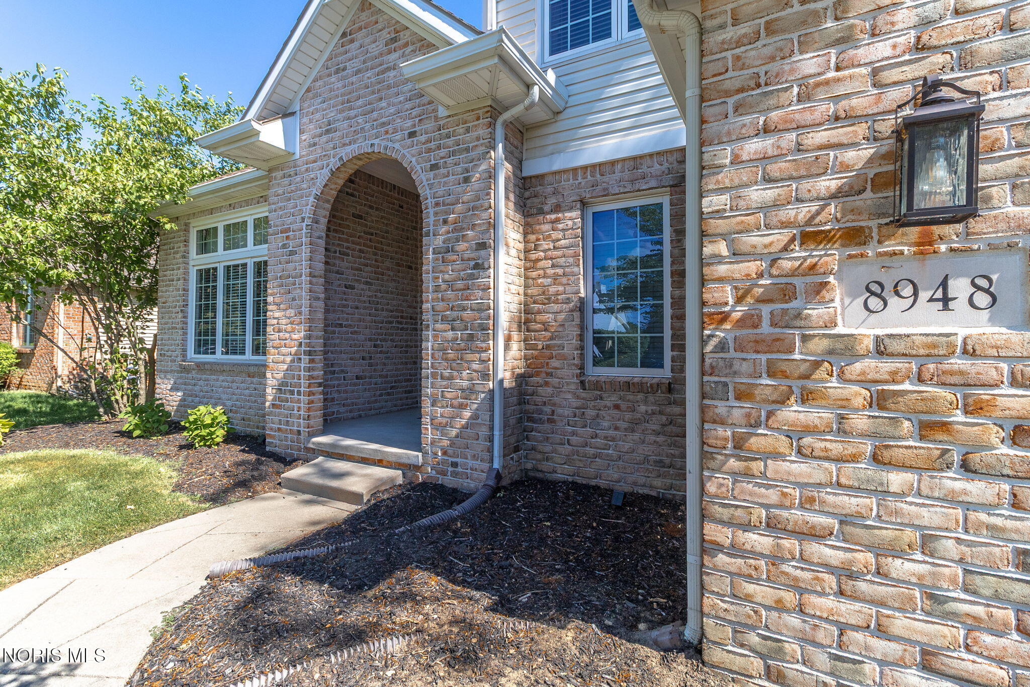 8948 Linden Lake Road