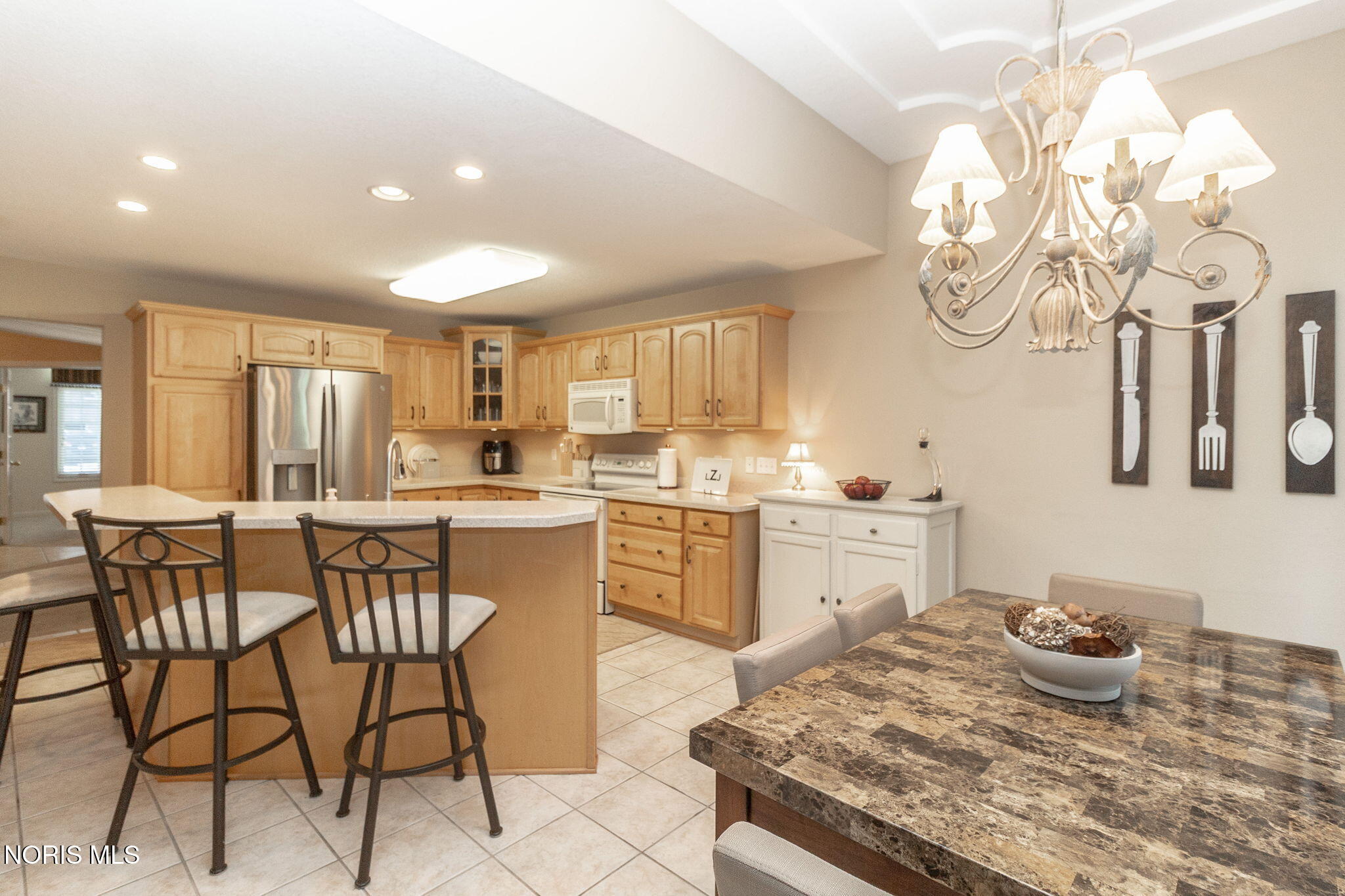 8948 Linden Lake Road