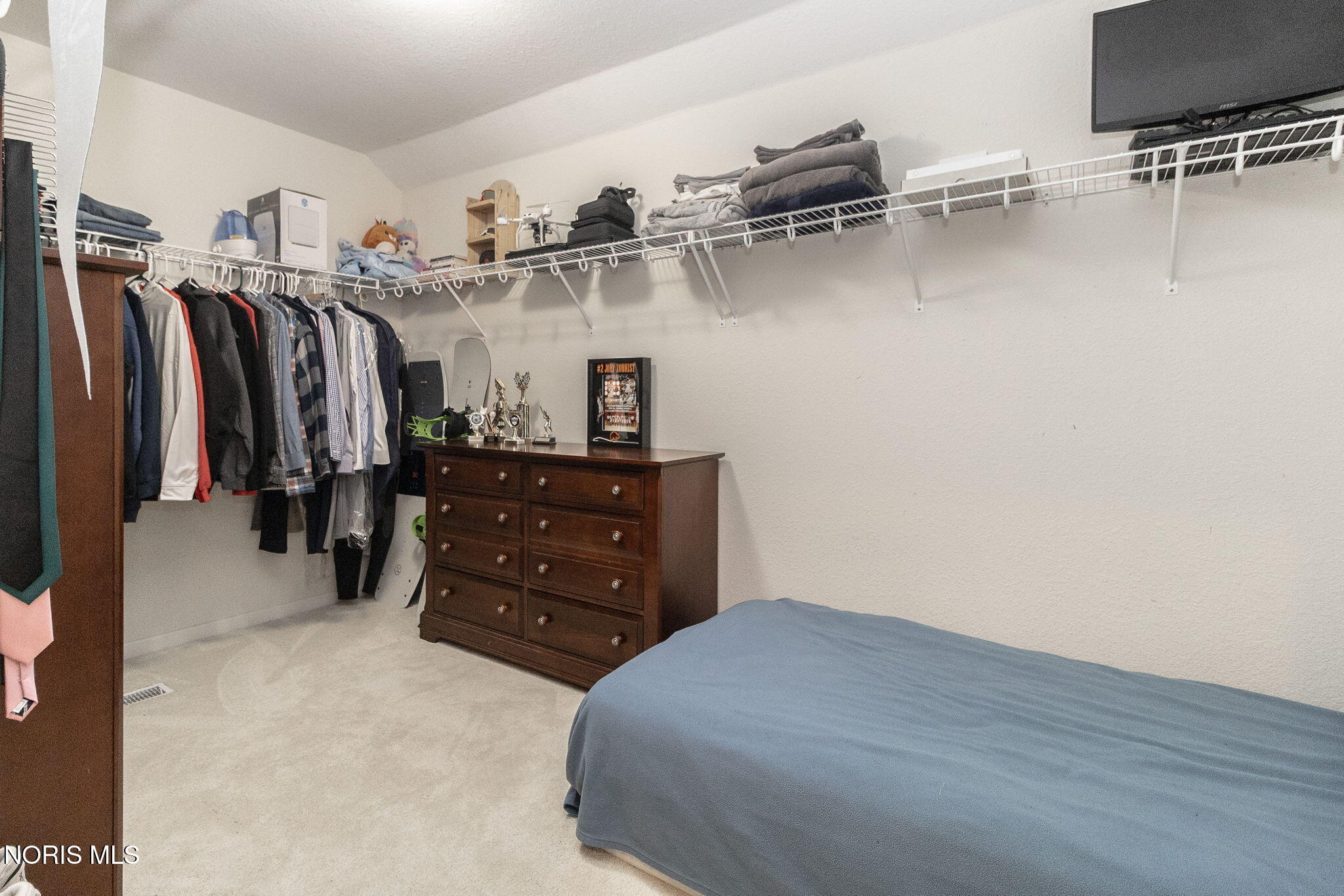 8948 Linden Lake Road