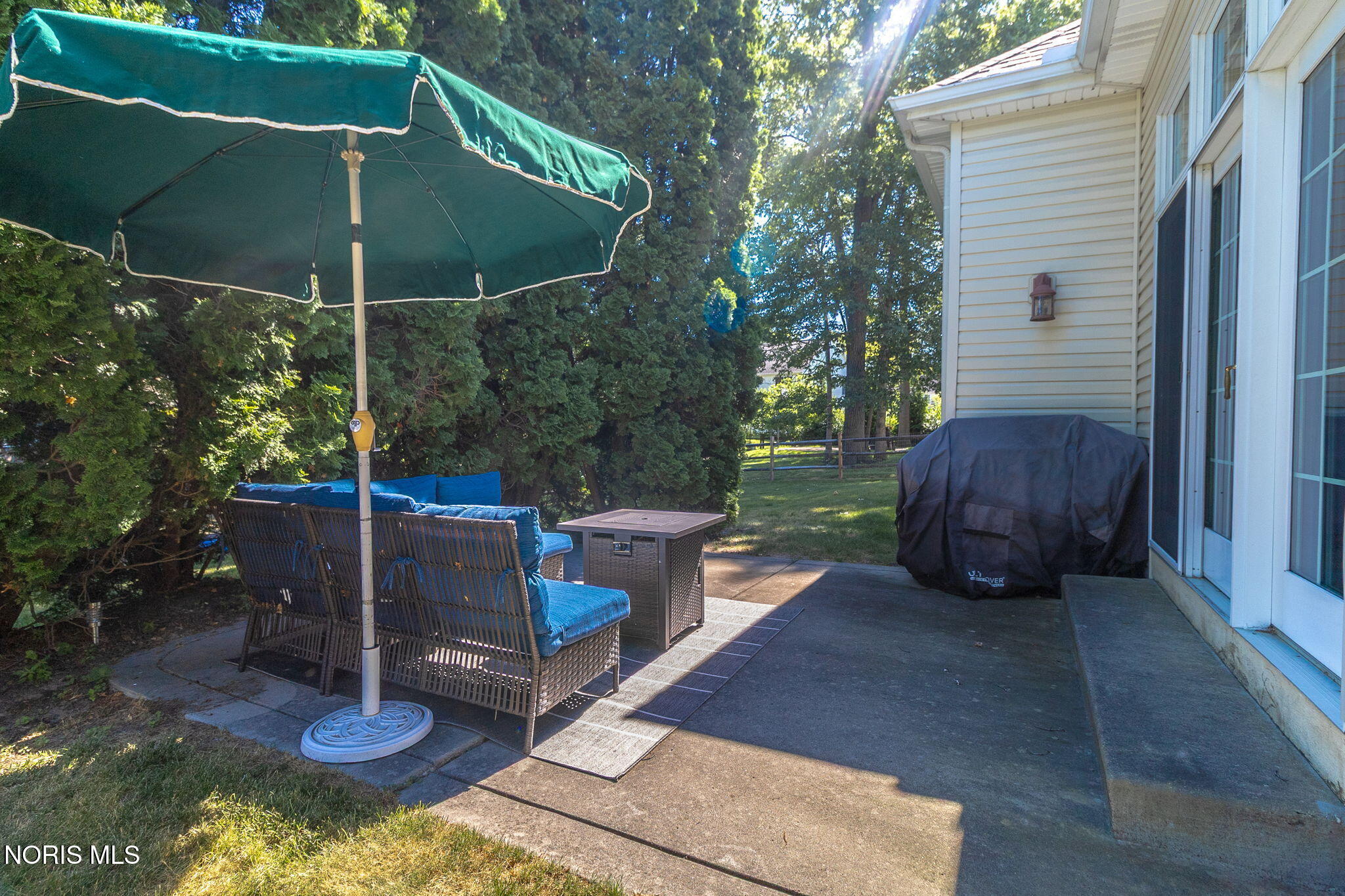 8948 Linden Lake Road