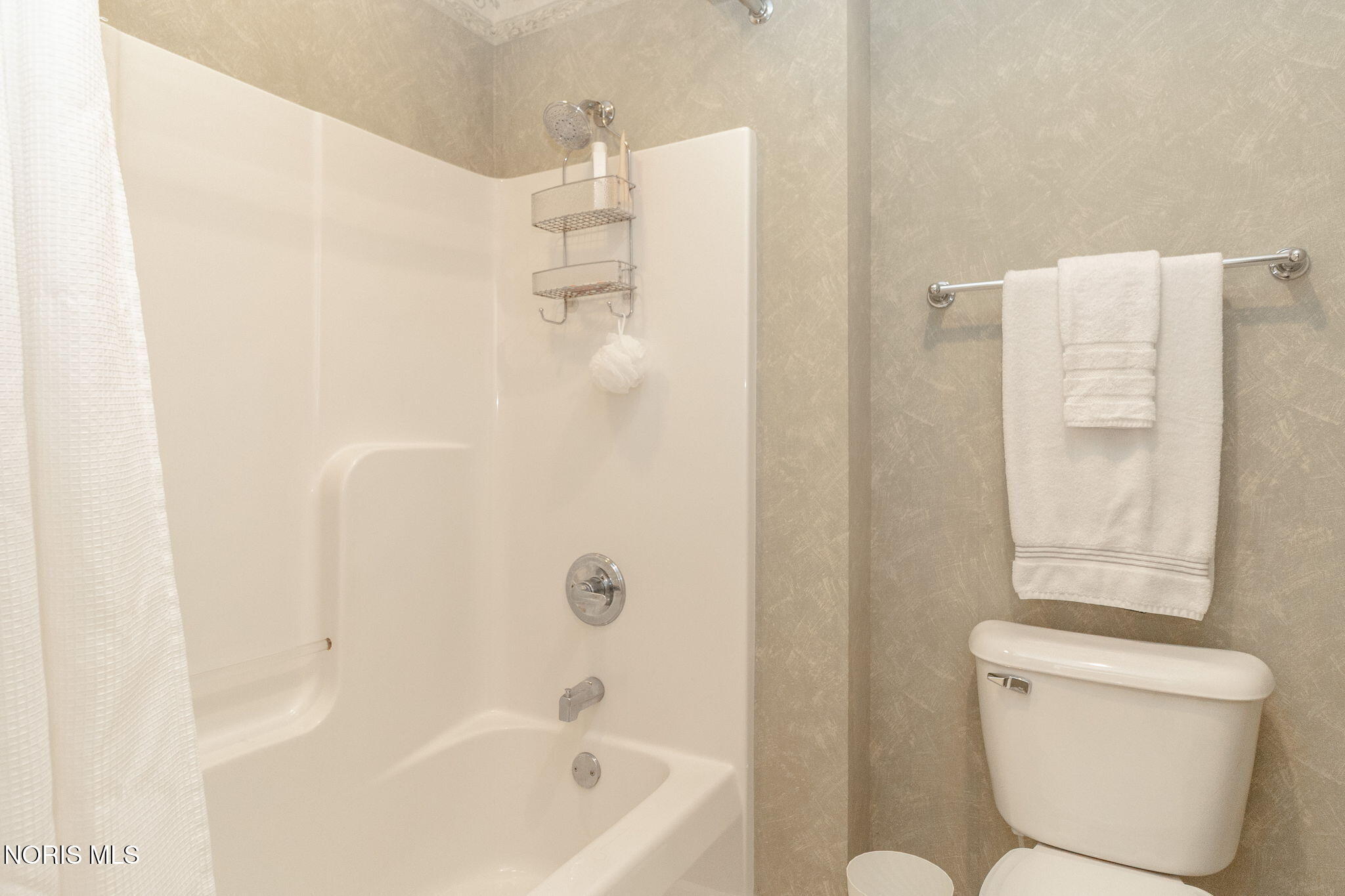 8948 Linden Lake Road