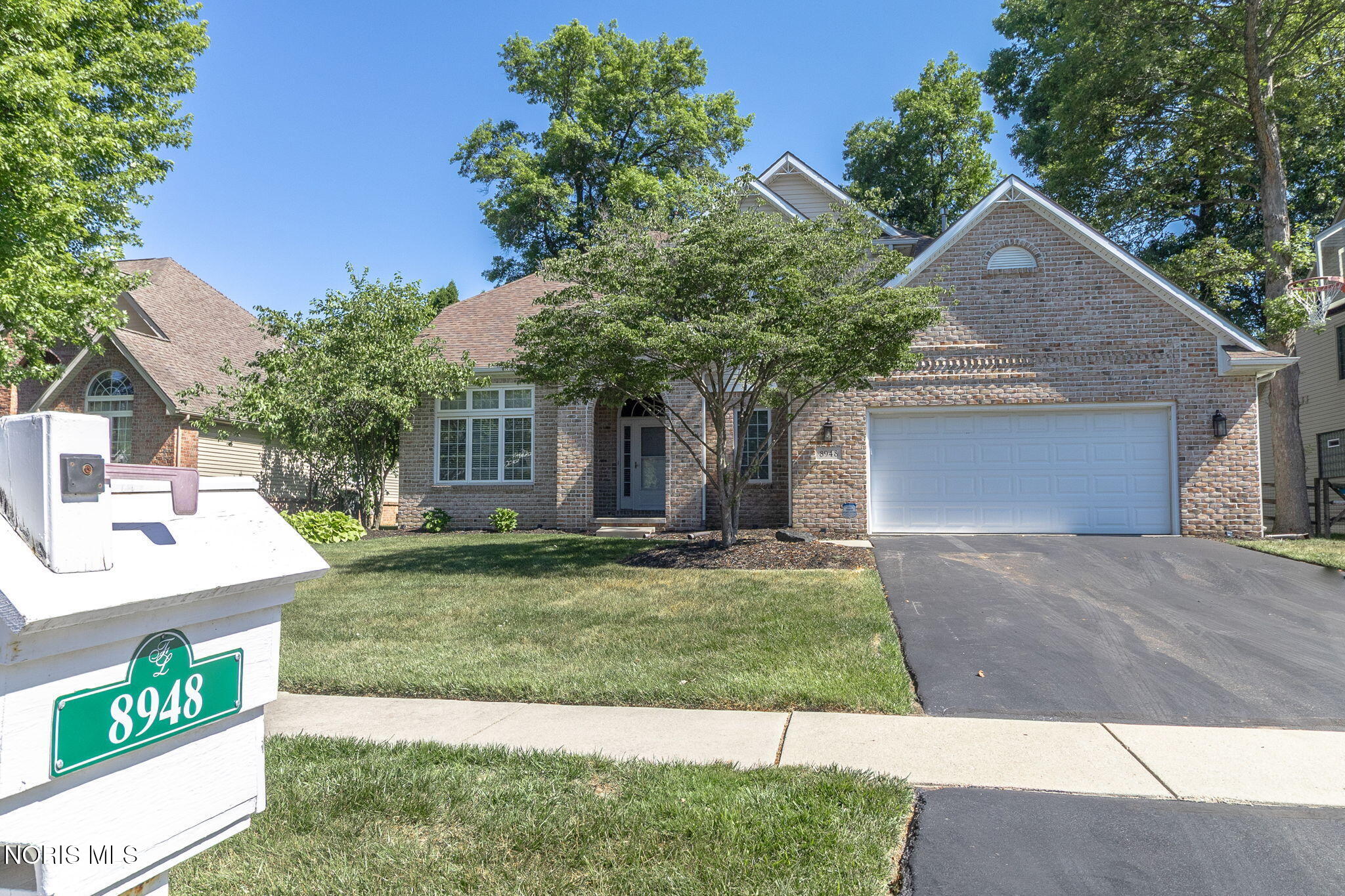 8948 Linden Lake Road