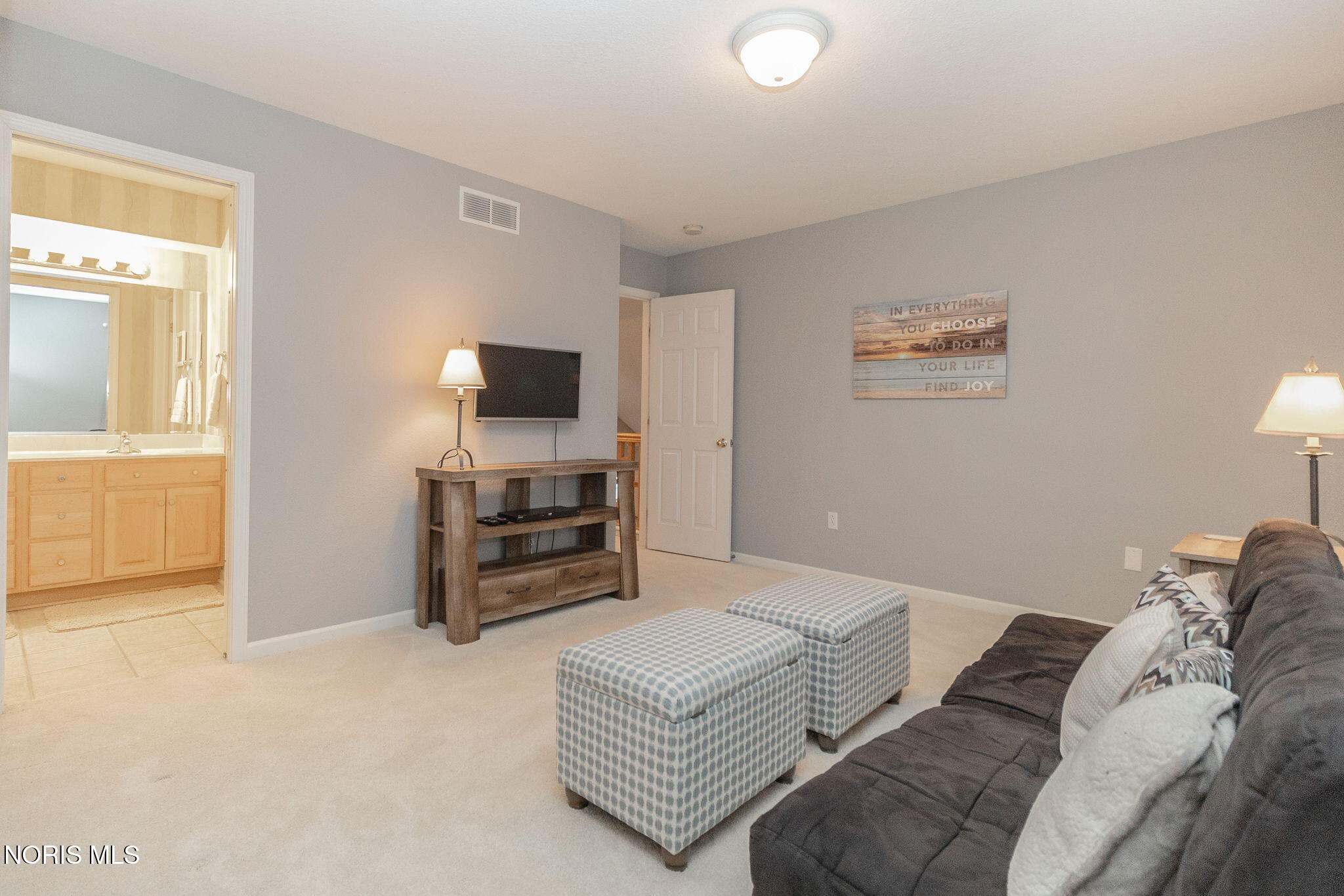 8948 Linden Lake Road