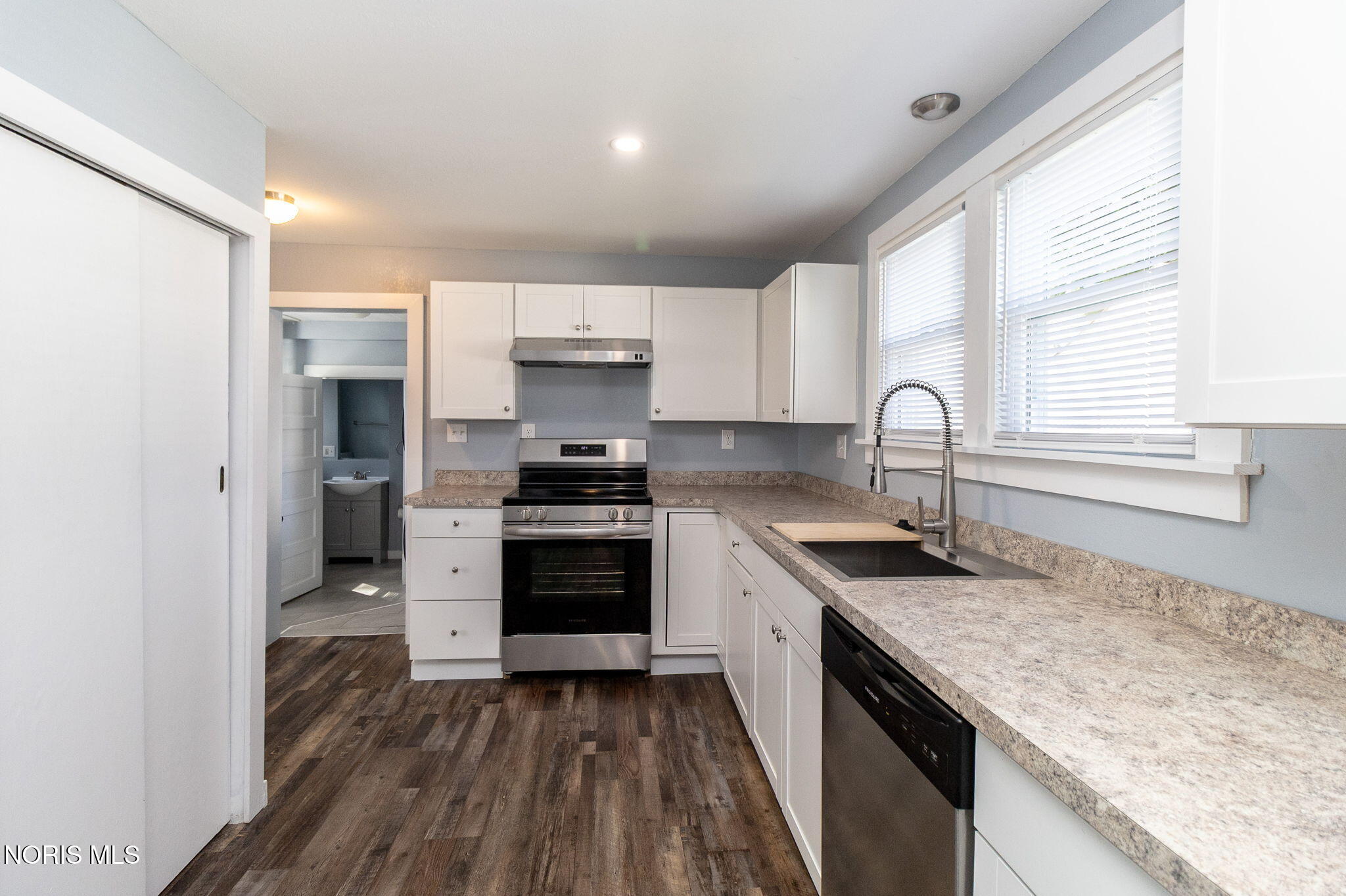 6637 Convent Boulevard