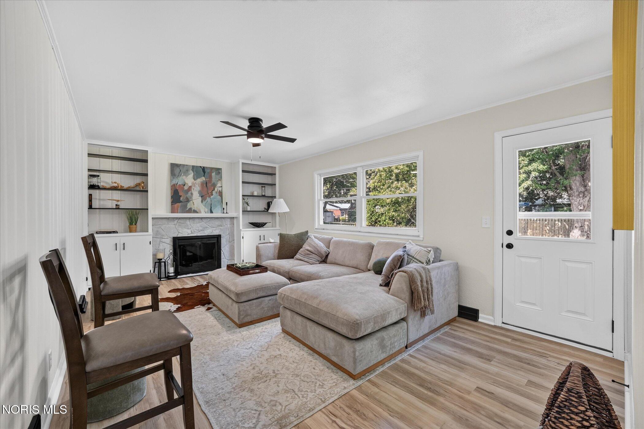 1861 Lynbrook Drive
