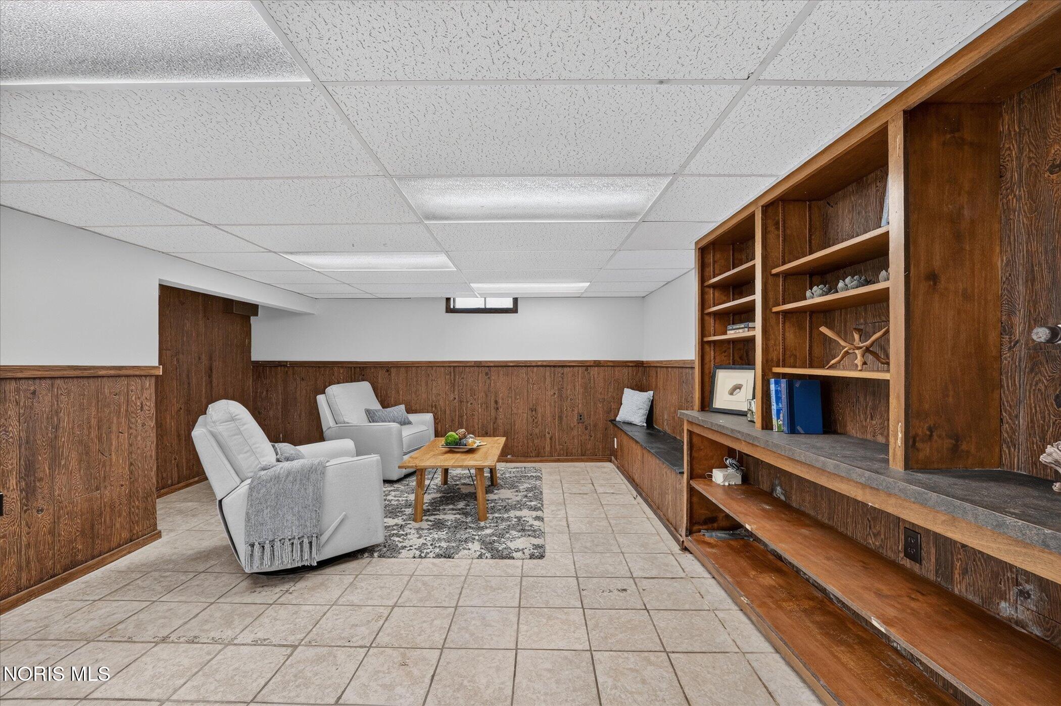 1861 Lynbrook Drive