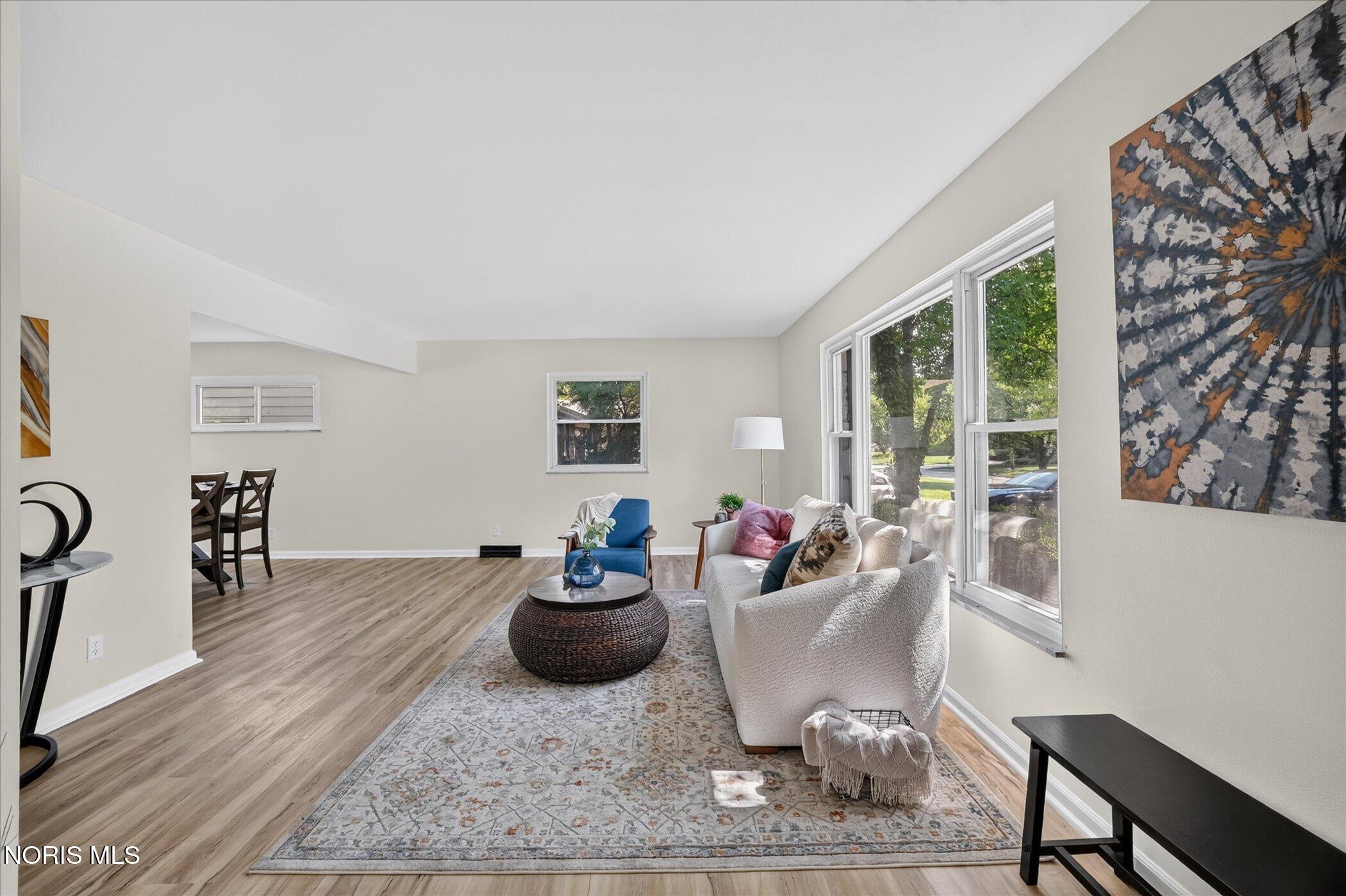 1861 Lynbrook Drive