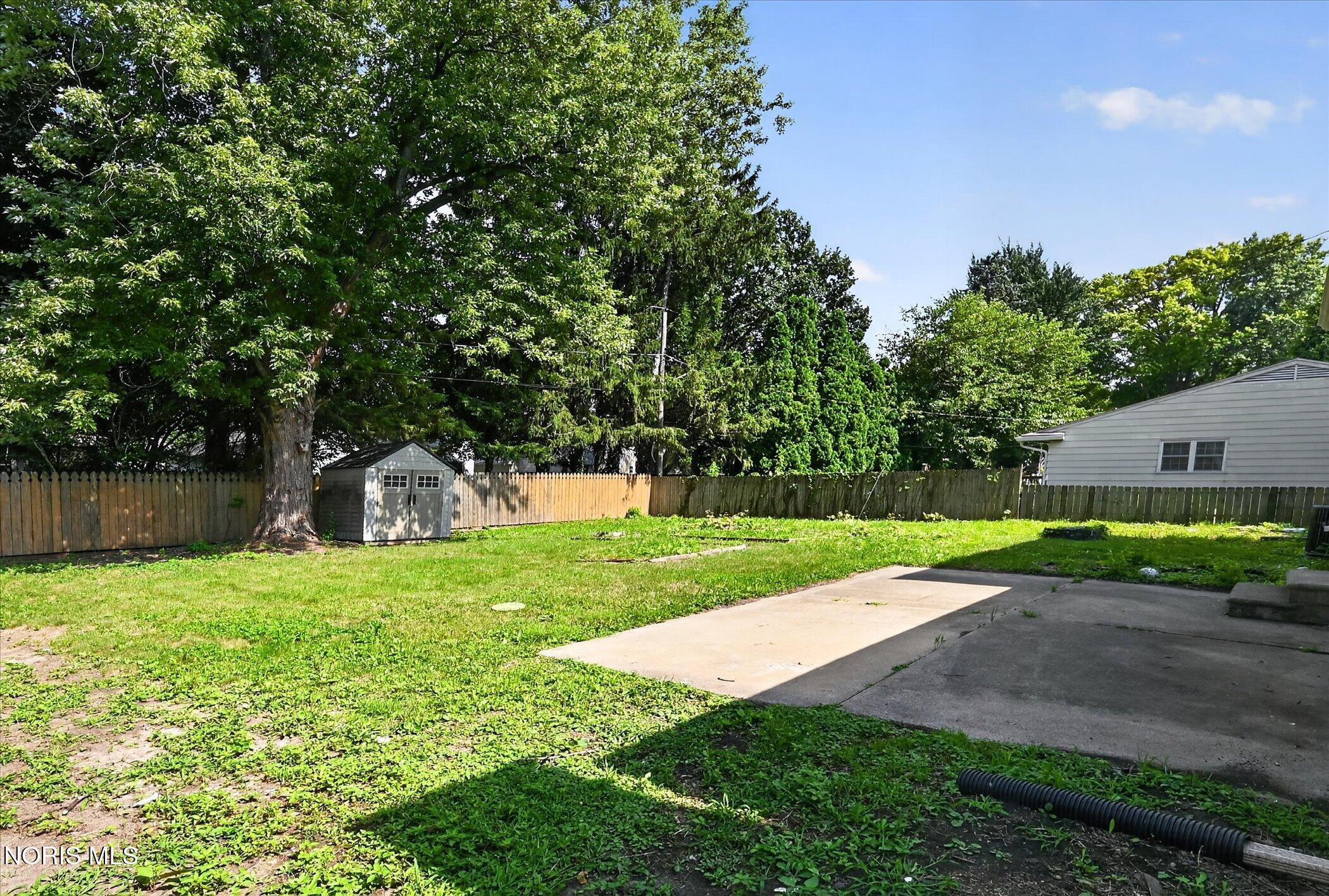 1861 Lynbrook Drive
